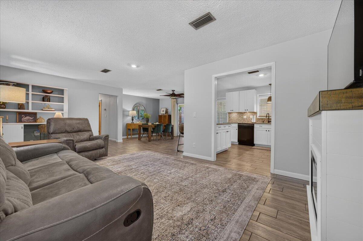 LONGWOOD - Residential
