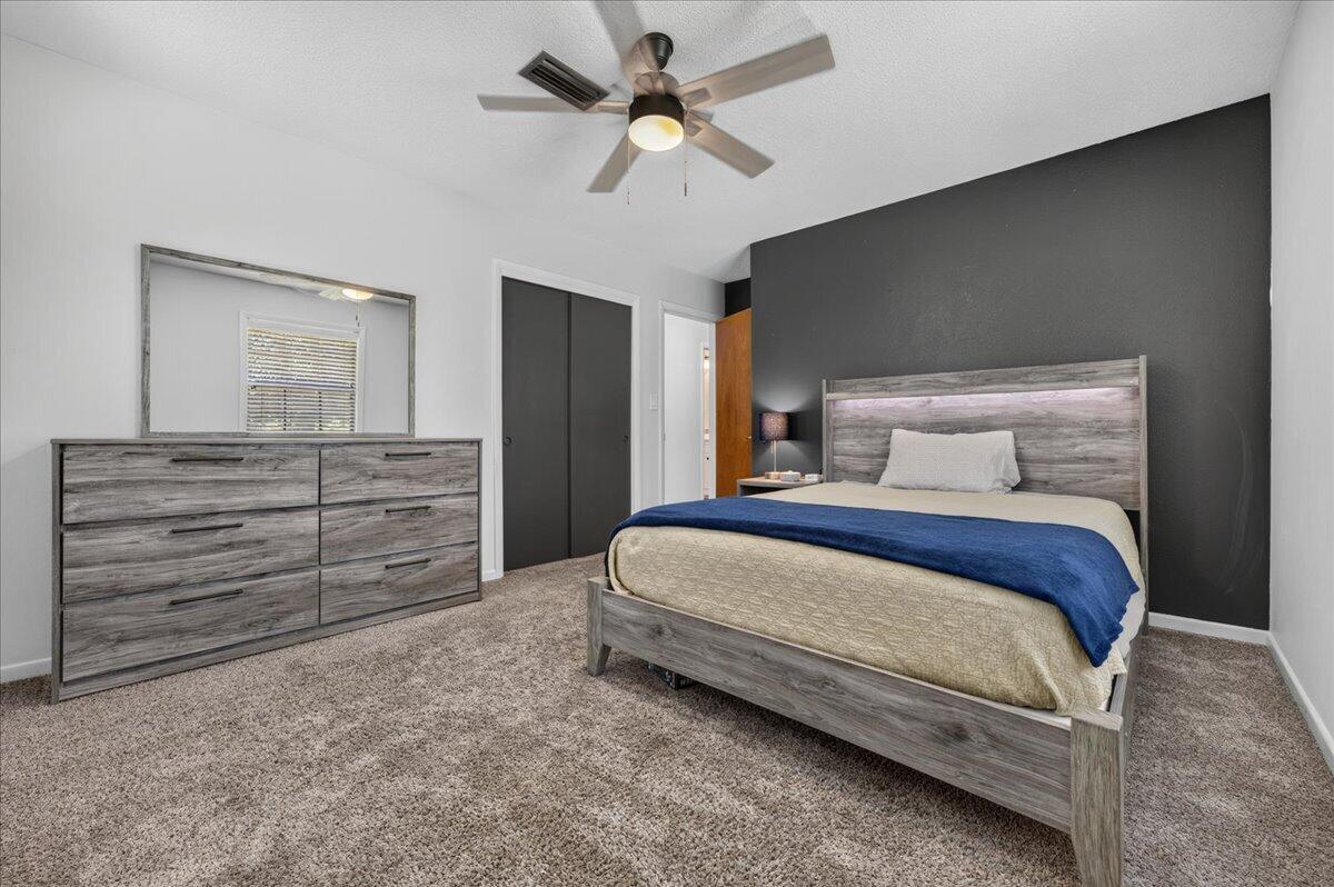 LONGWOOD - Residential