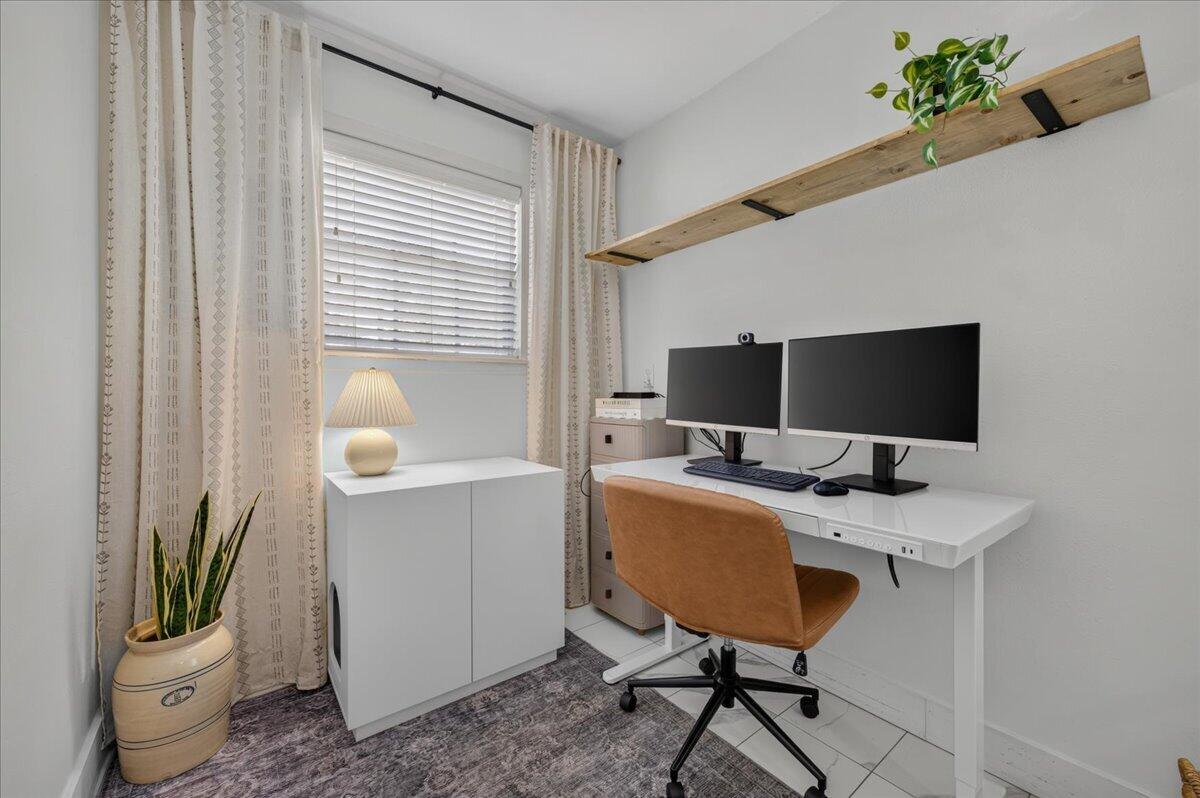 LONGWOOD - Residential
