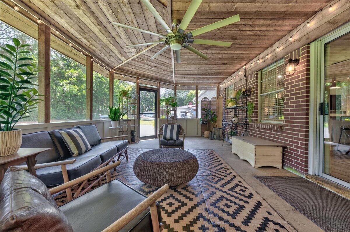 LONGWOOD - Residential