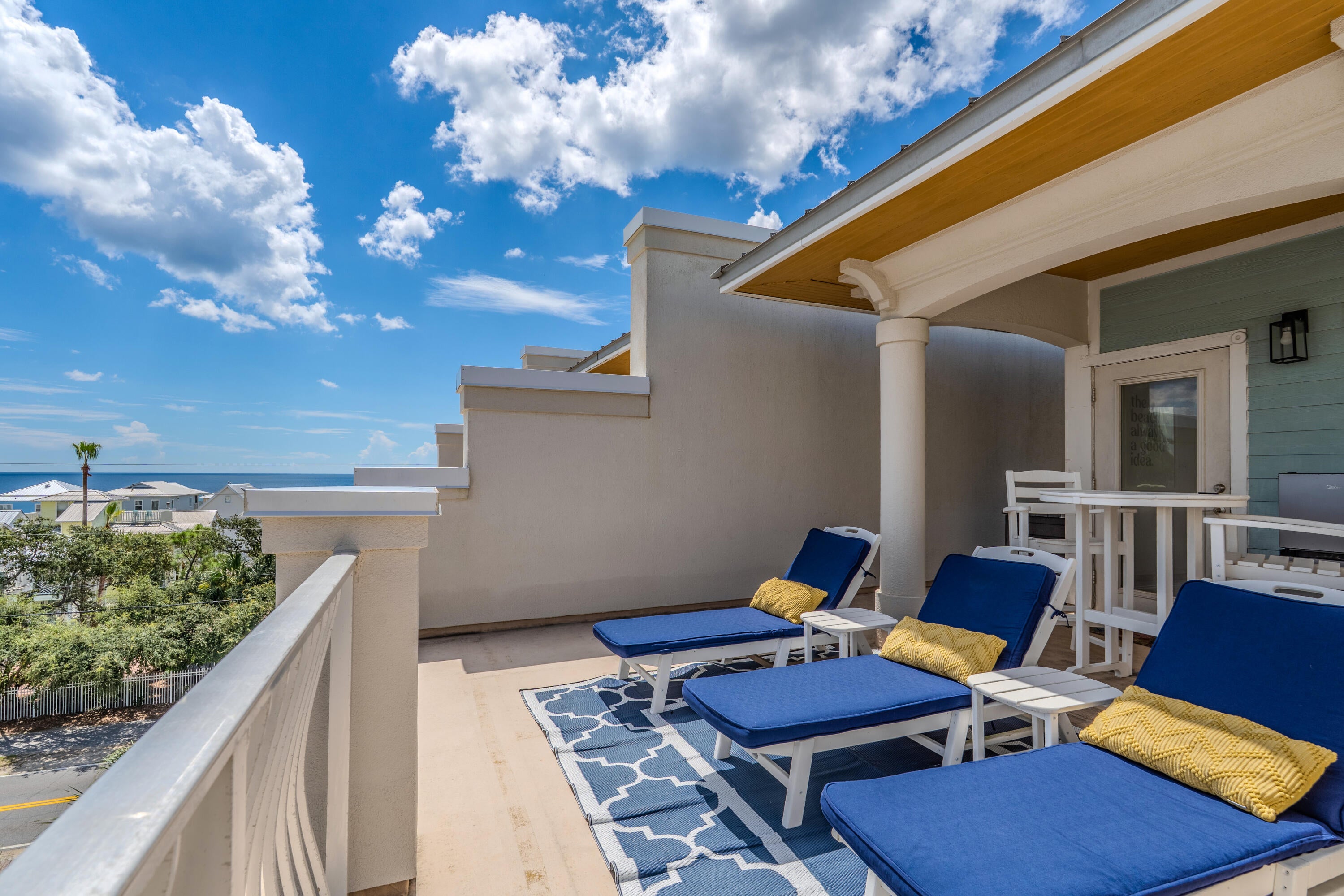 SUMMER PLACE - Residential