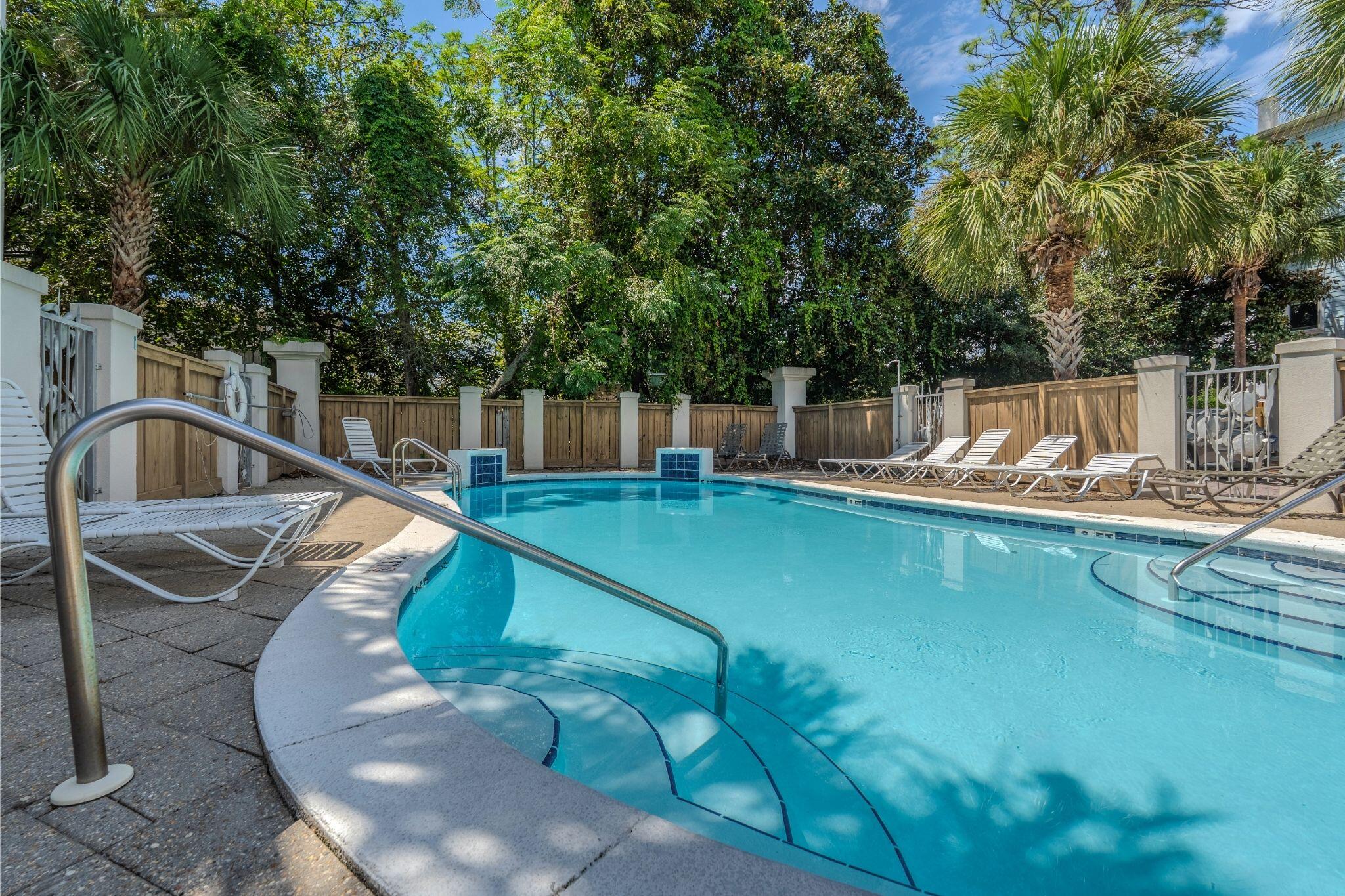 SUMMER PLACE - Residential