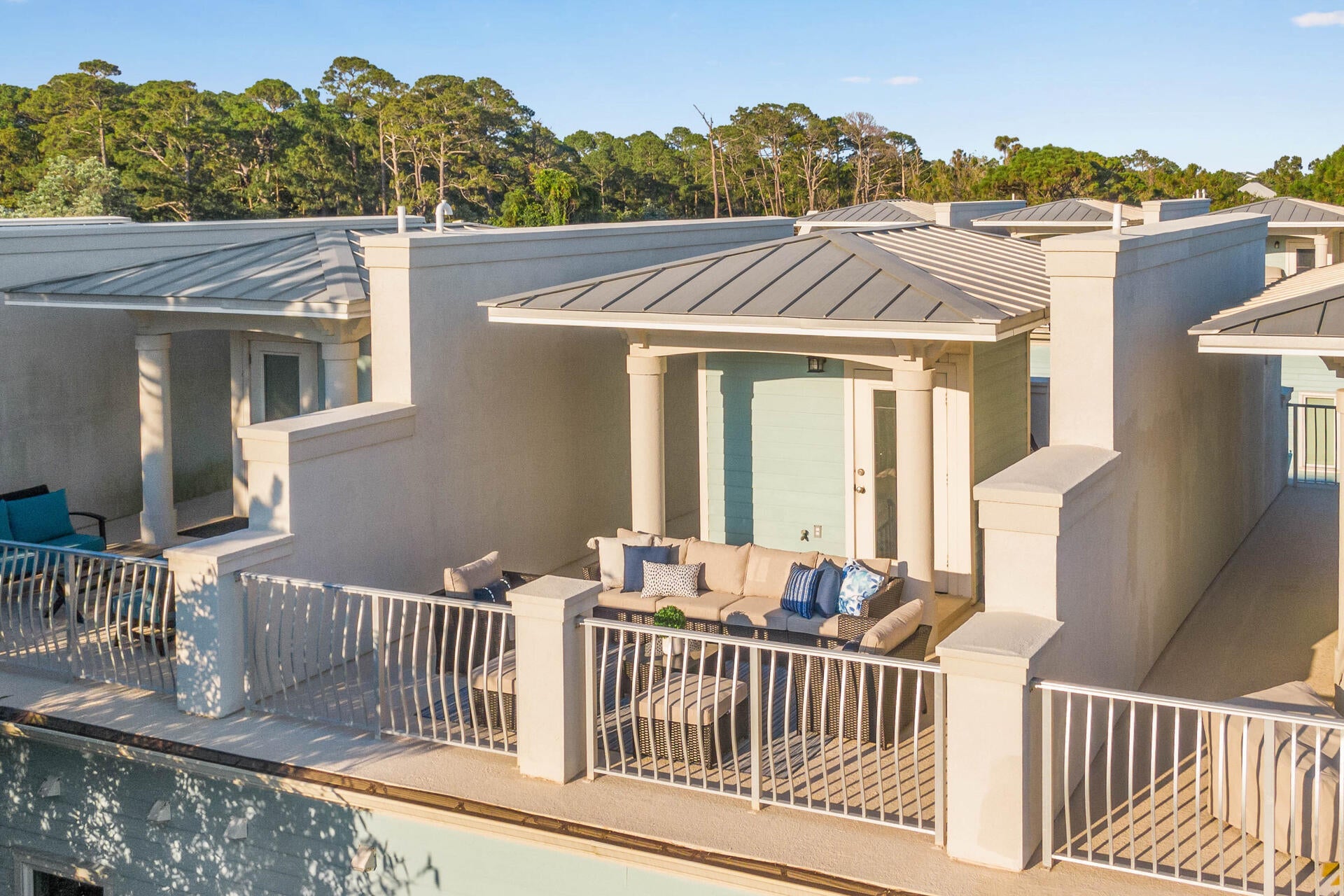 SUMMER PLACE - Residential