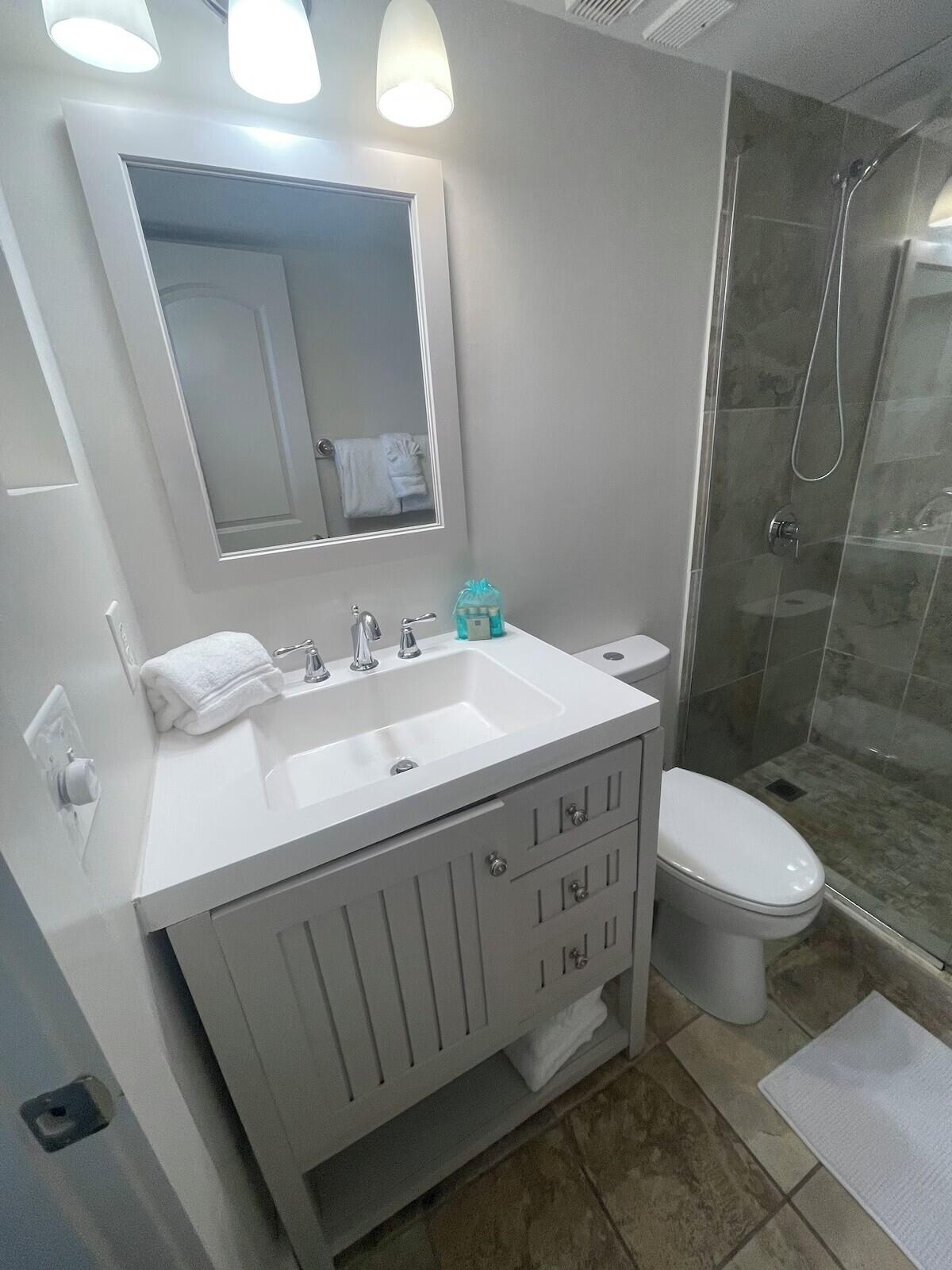 One Seagrove Place - Residential