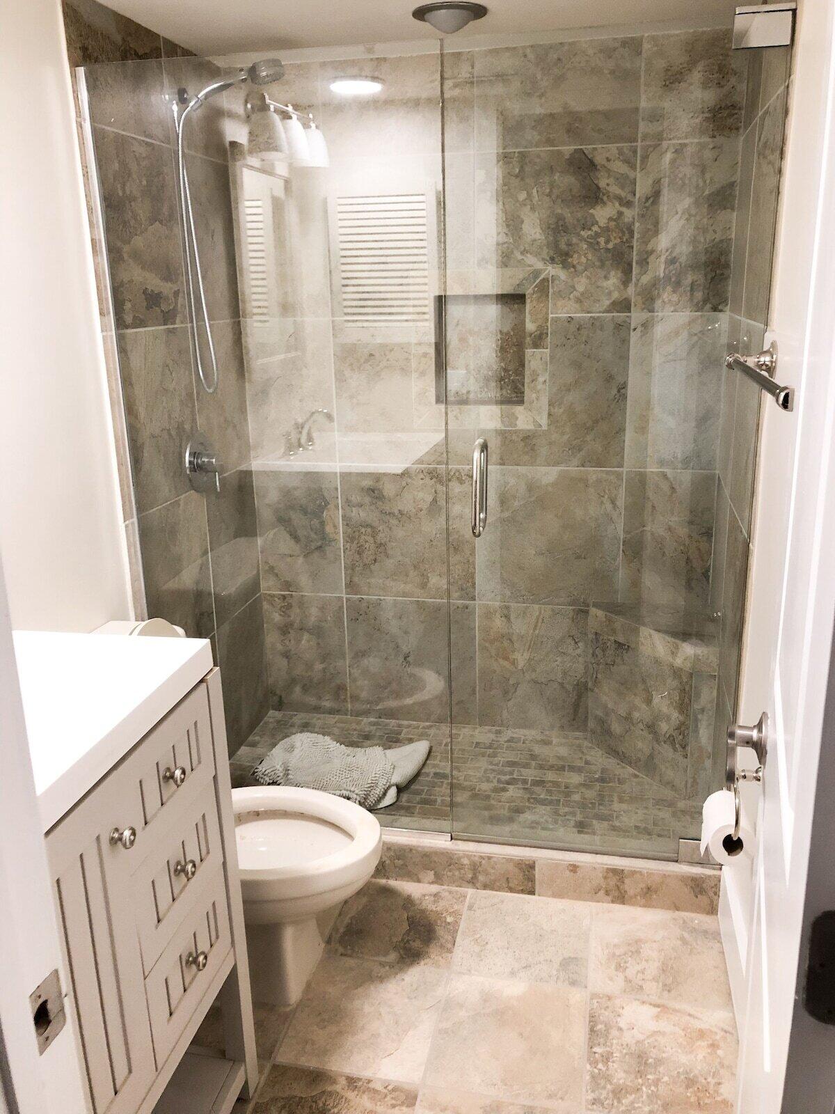 One Seagrove Place - Residential