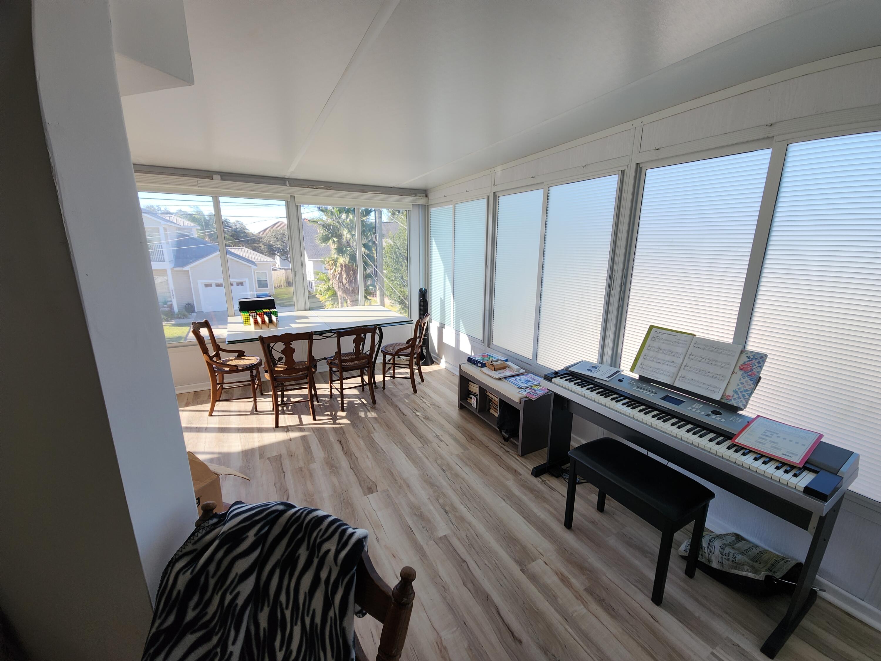 Bid-A-Wee Beach 1st Add - Residential