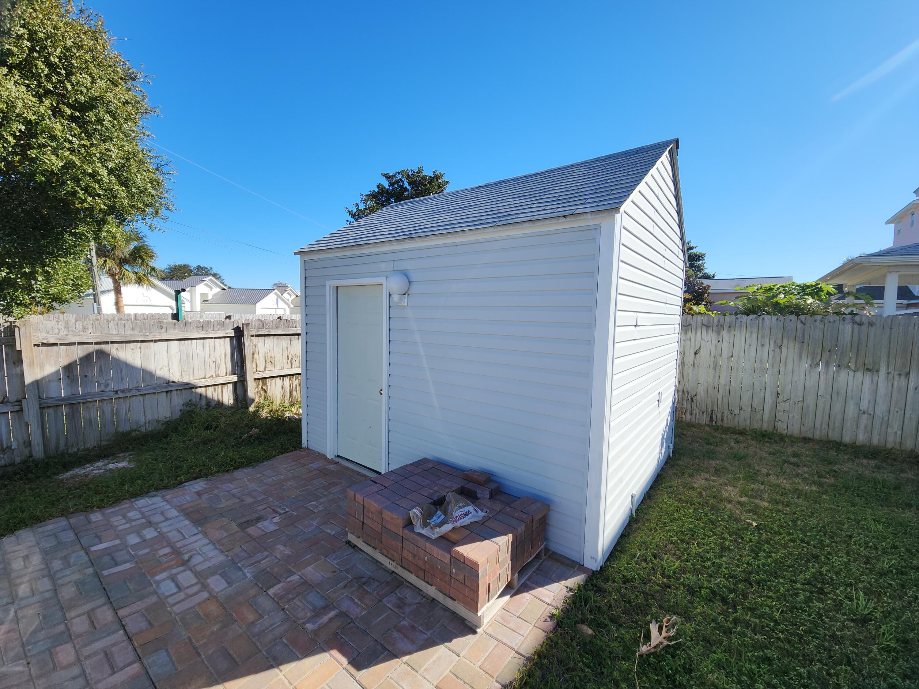 Bid-A-Wee Beach 1st Add - Residential