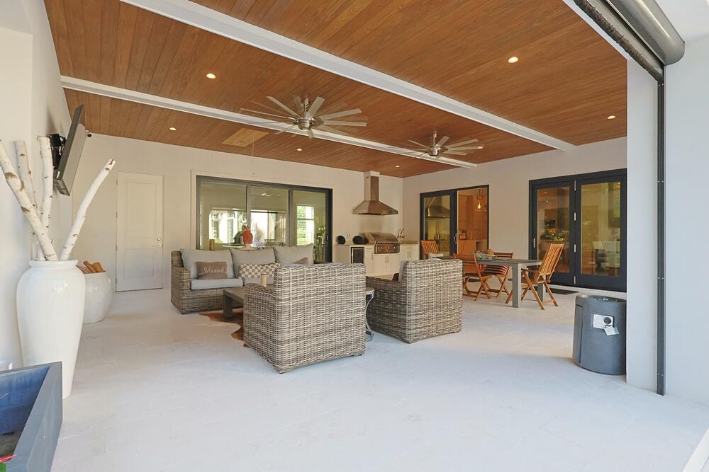 BURNT PINE - Residential