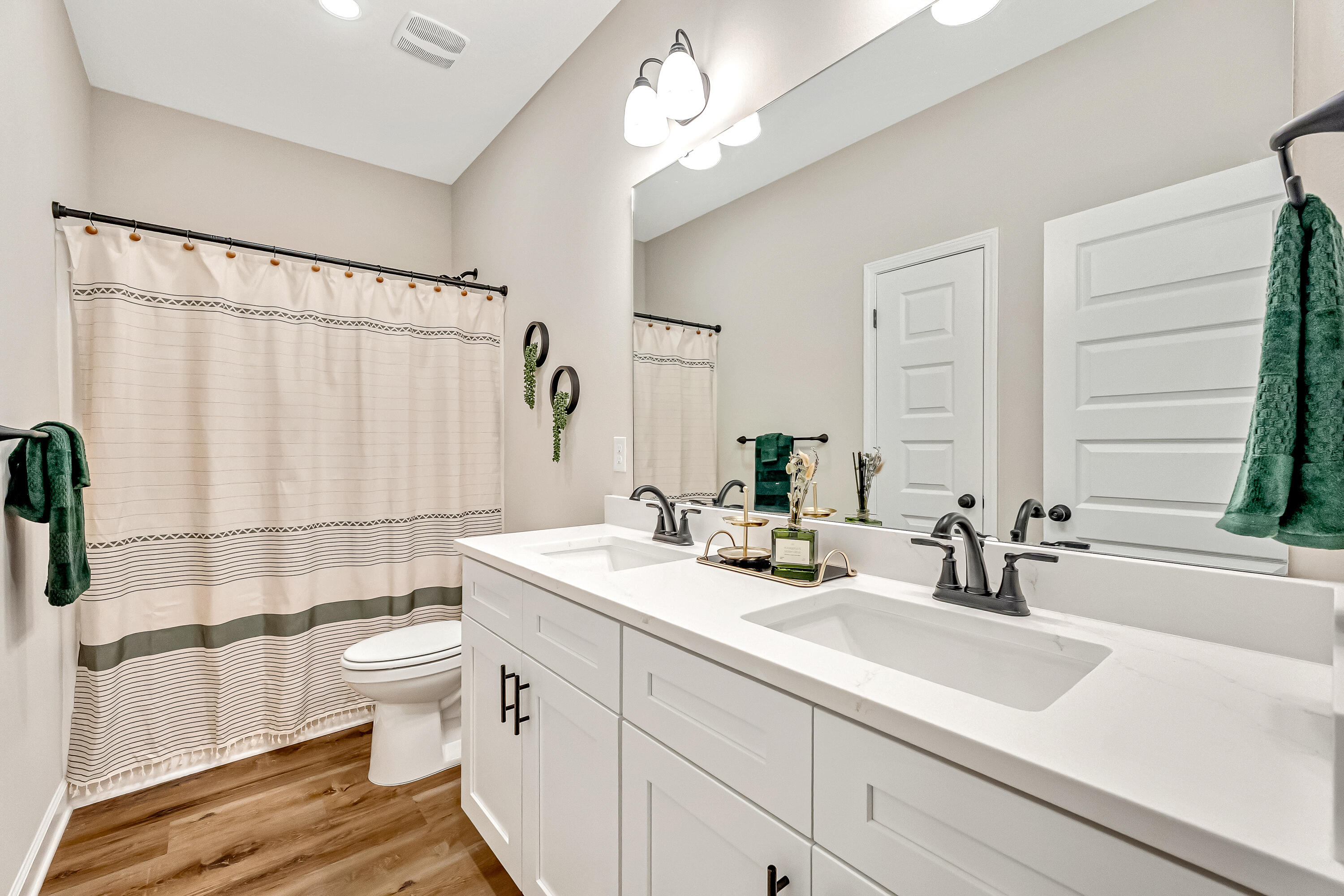 BARTON'S BEND - Residential