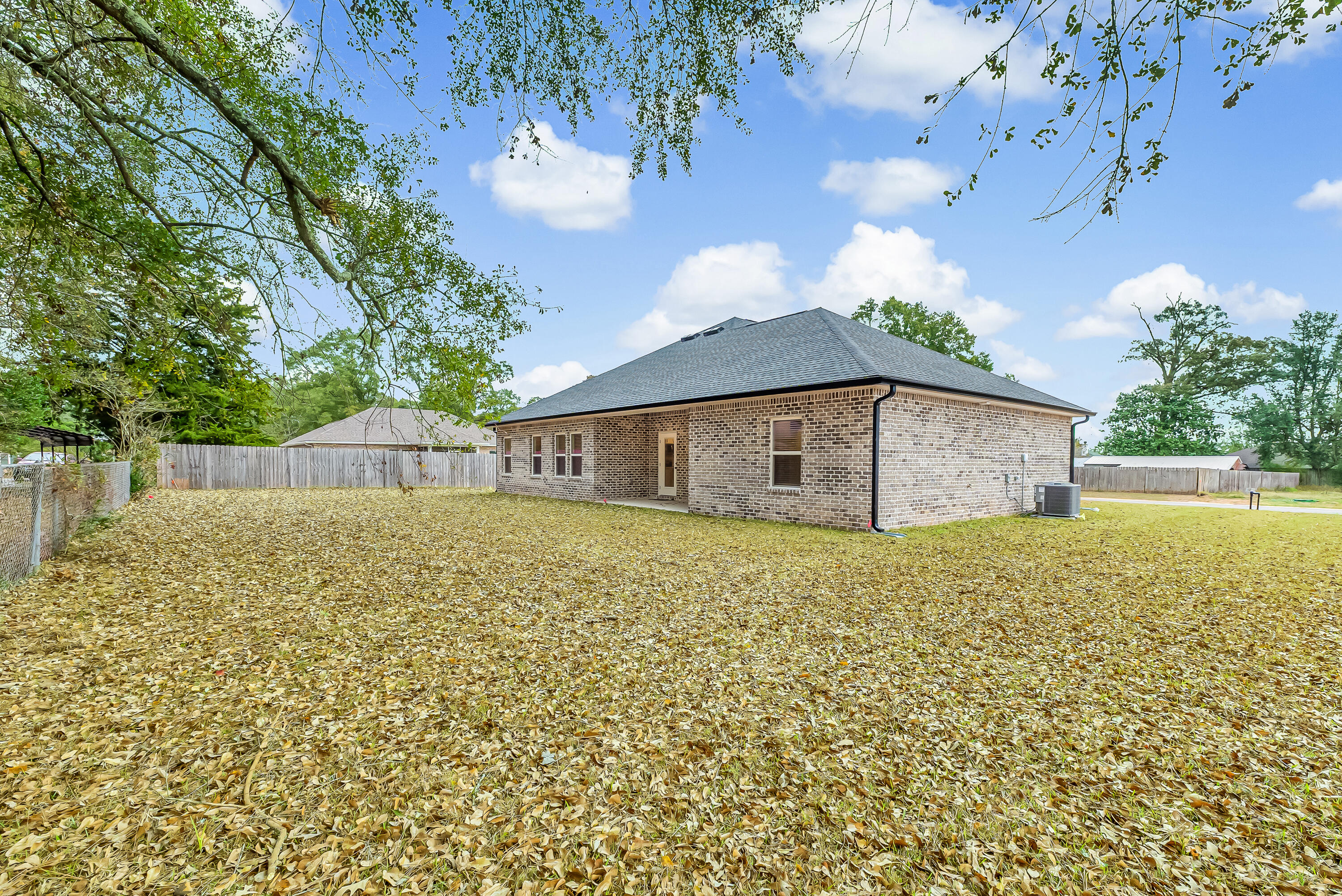 BARTON'S BEND - Residential