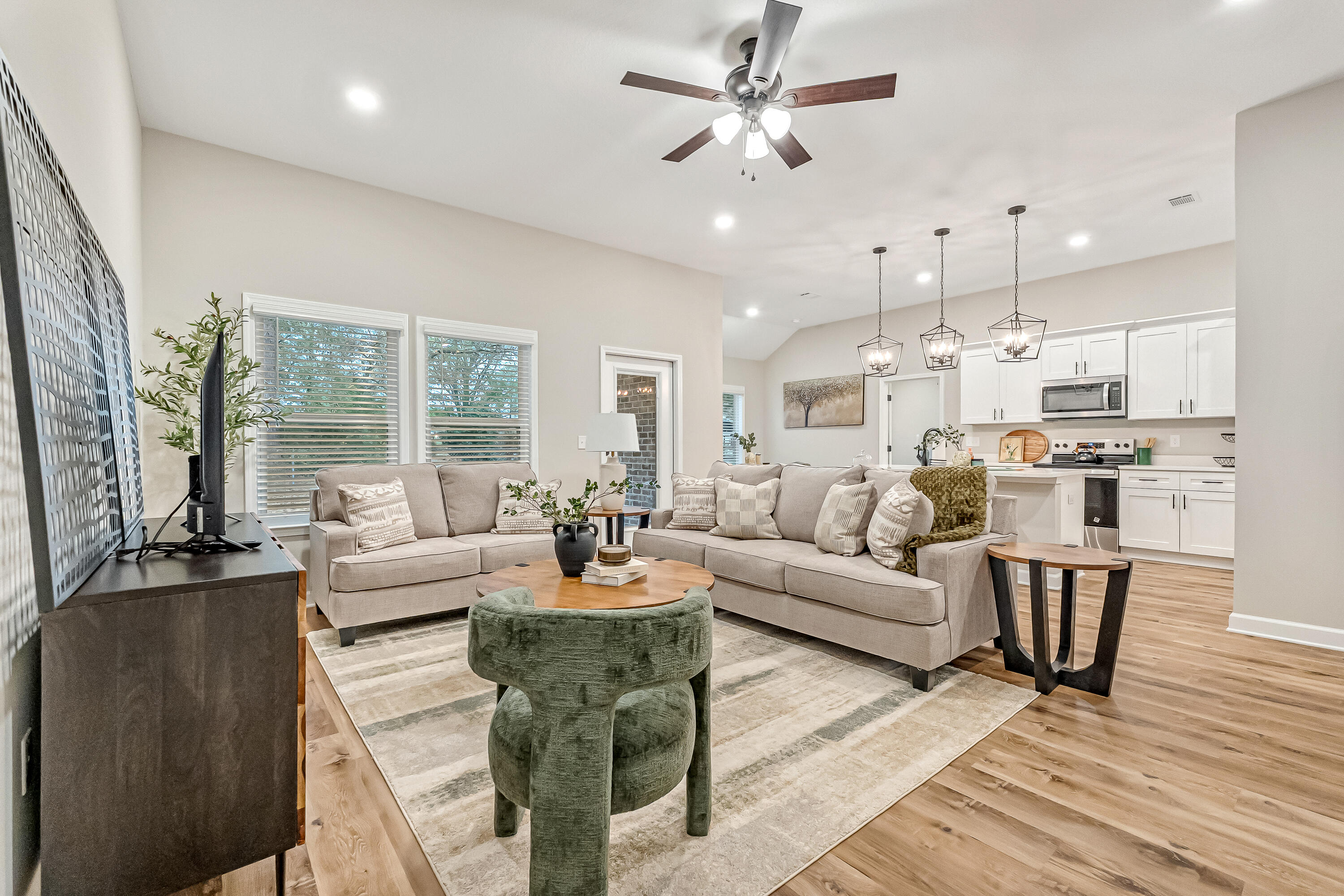 BARTON'S BEND - Residential