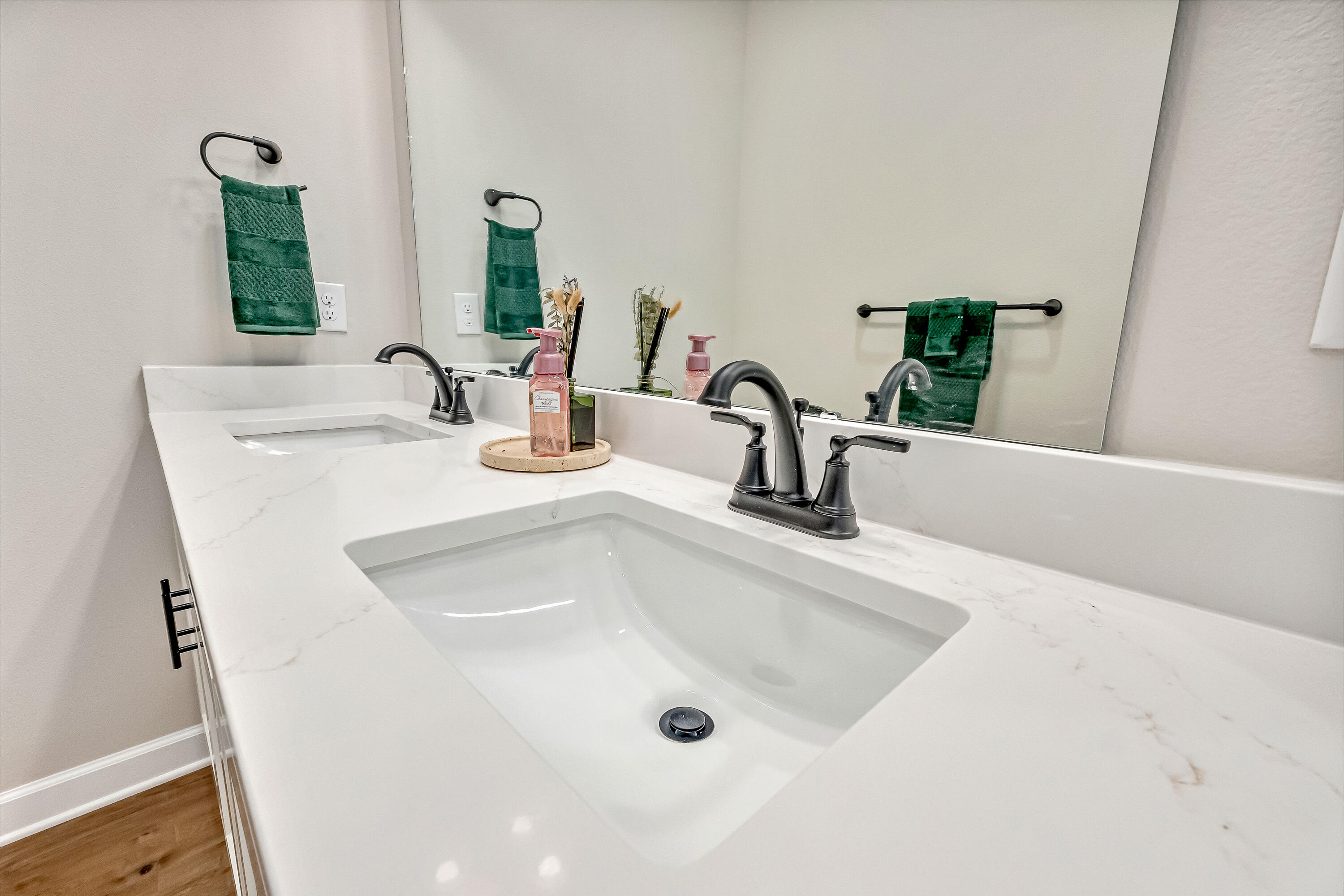 BARTON'S BEND - Residential
