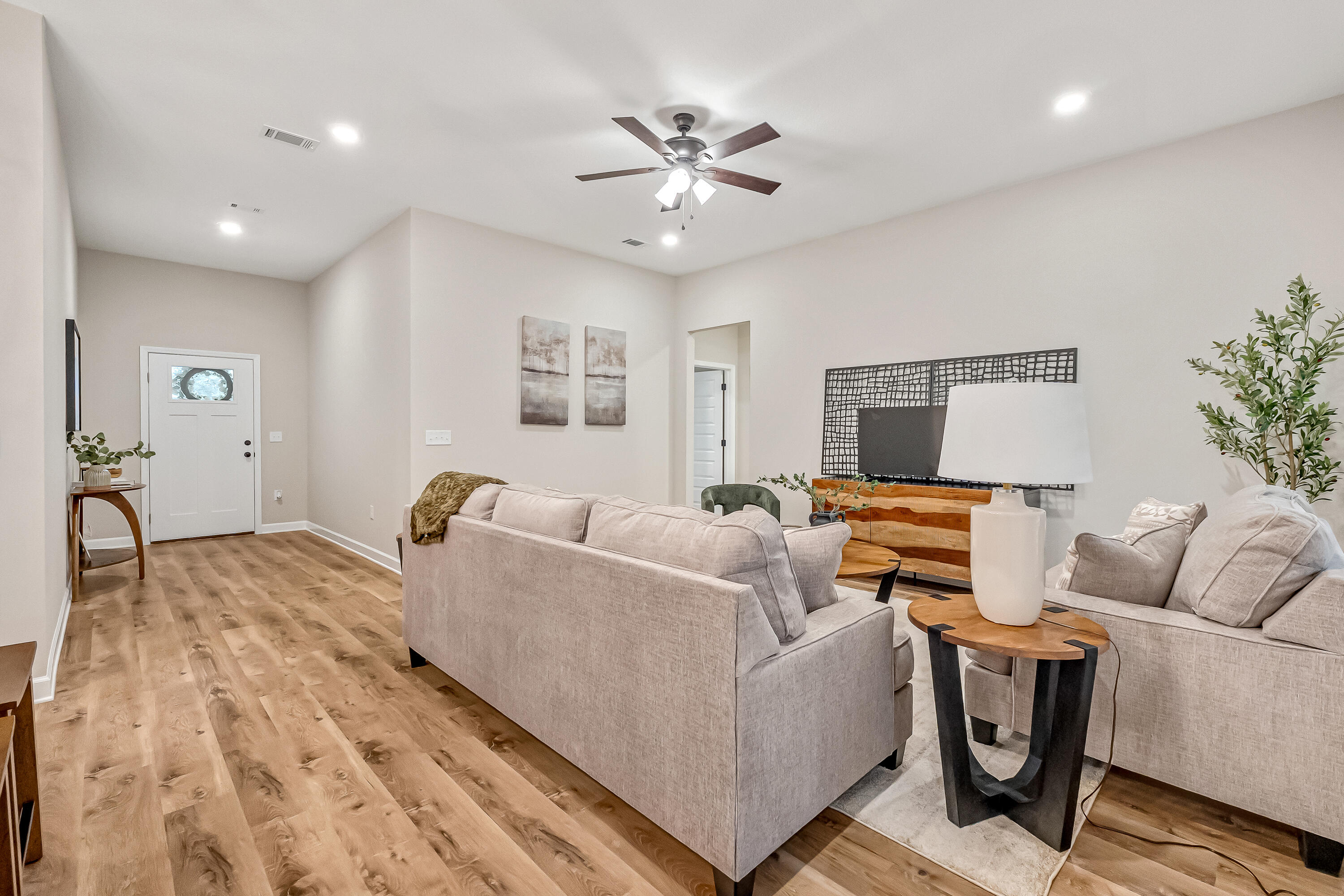 BARTON'S BEND - Residential
