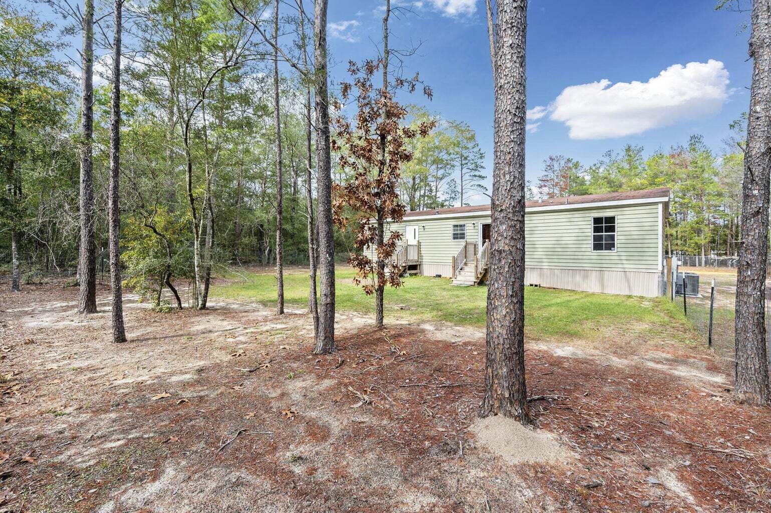 OAKWOOD HILLS UNIT 1 - Residential Lease