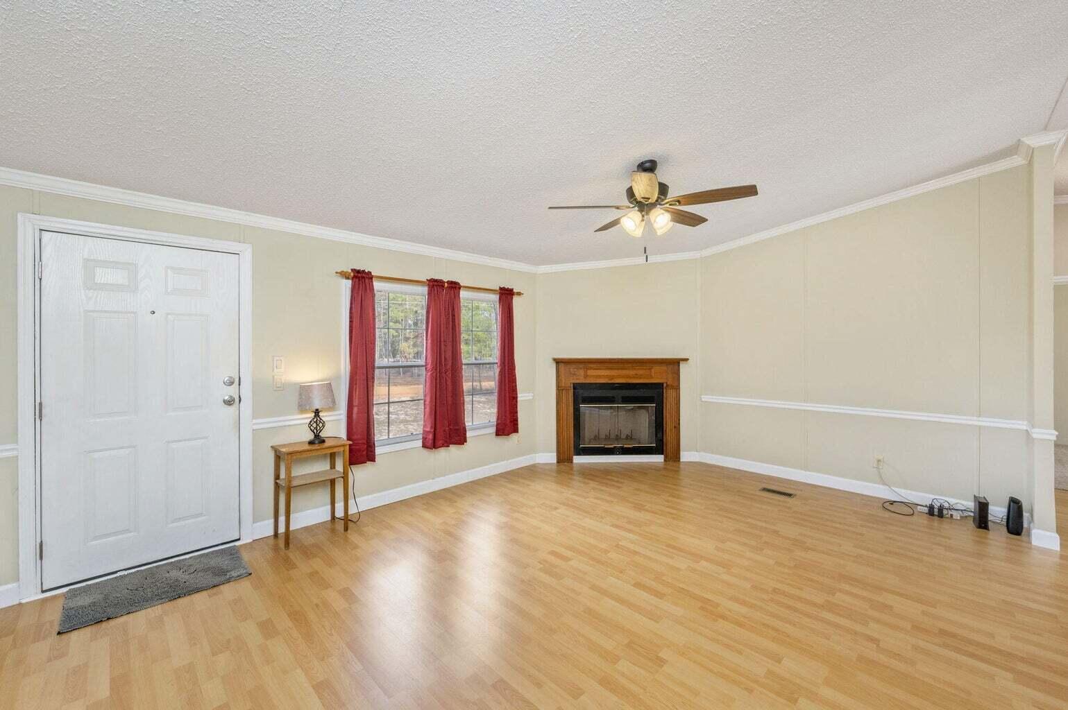 OAKWOOD HILLS UNIT 1 - Residential Lease