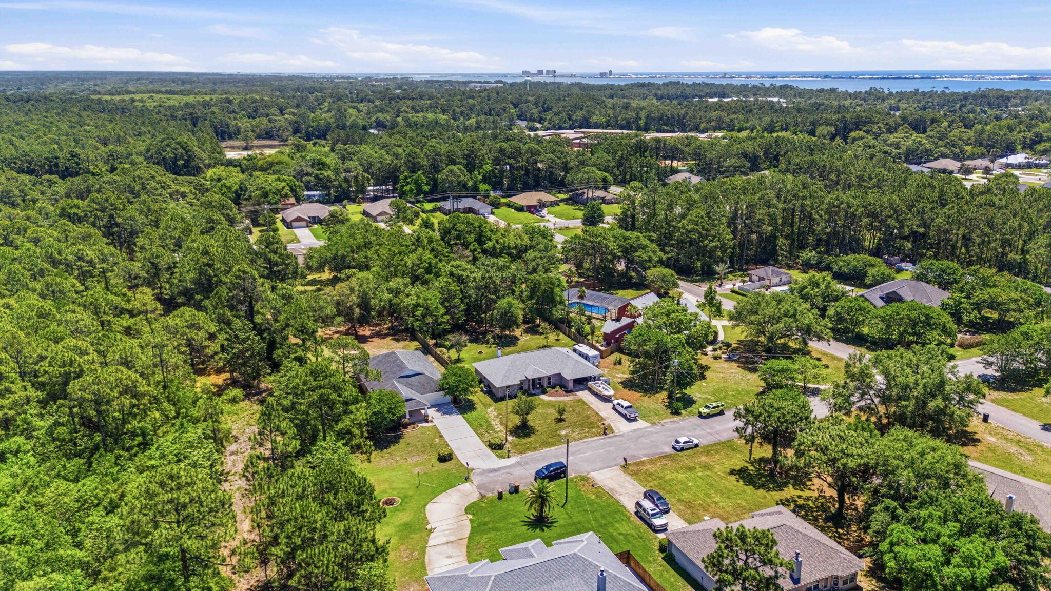 HOLLEY BY THE SEA - Residential