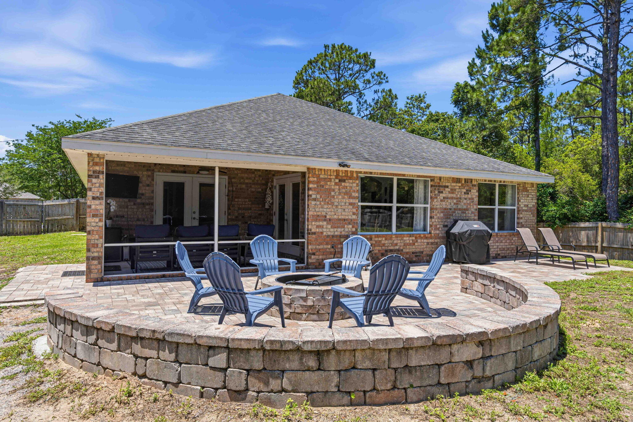 HOLLEY BY THE SEA - Residential