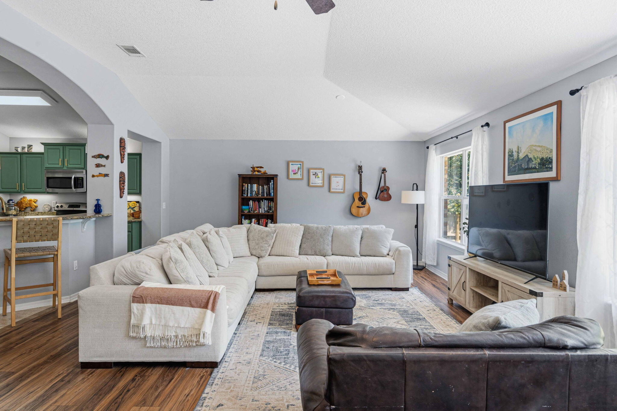 HOLLEY BY THE SEA - Residential