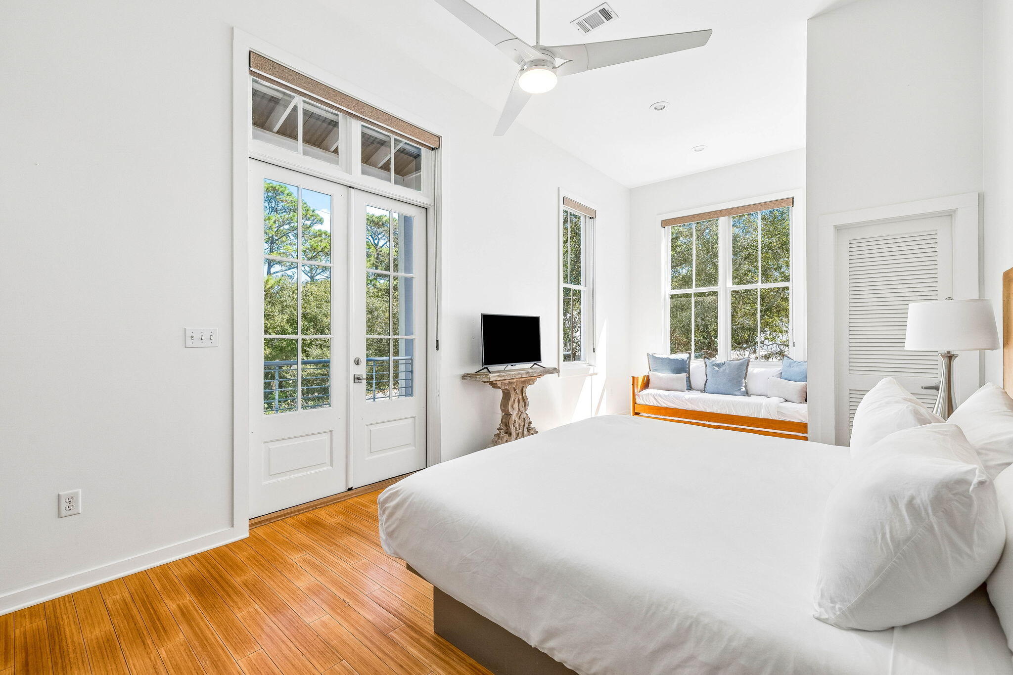 GRAYTON BEACH - Residential