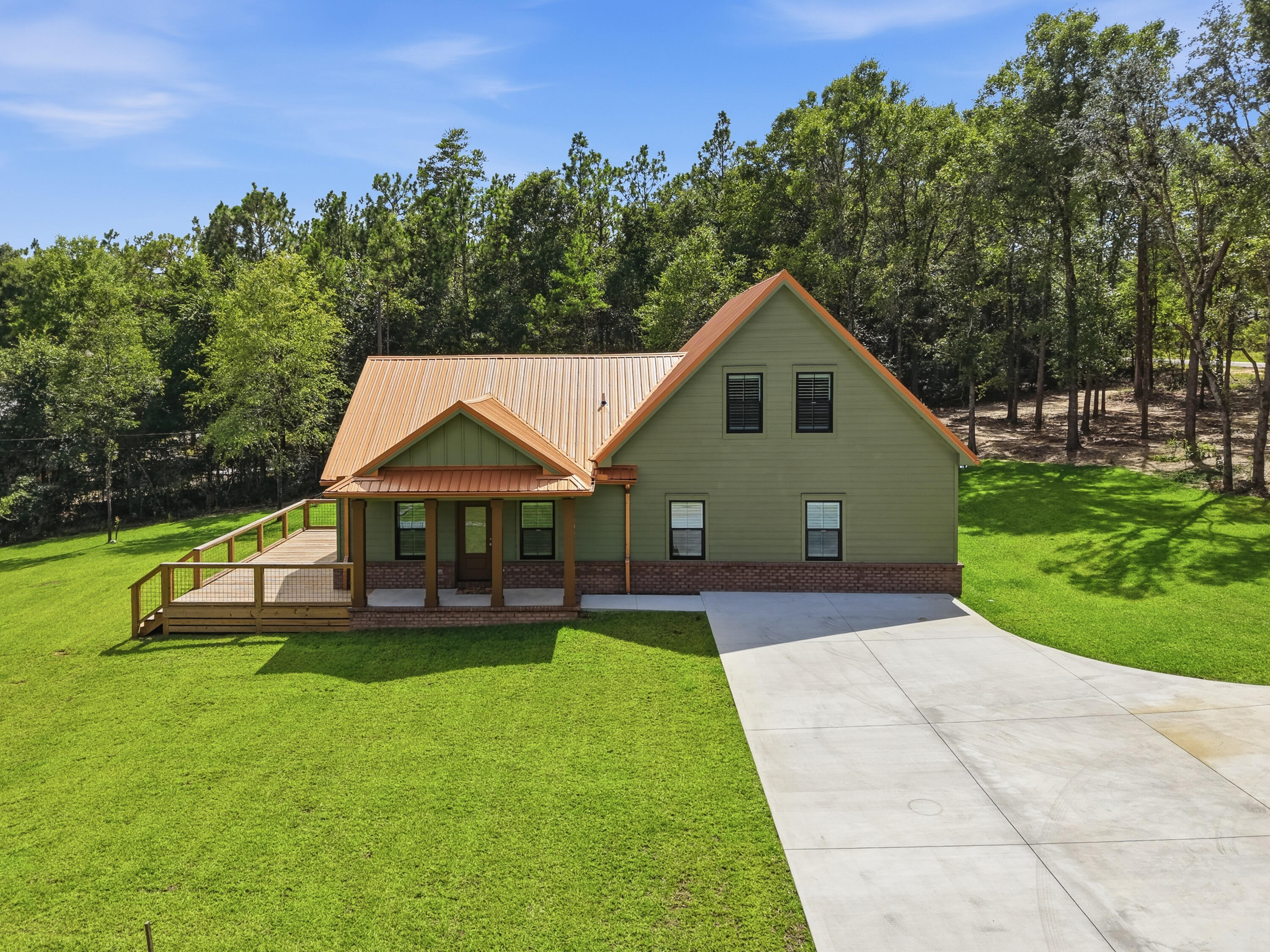 KENNEDY LAKE (UNRECORDED) - Residential