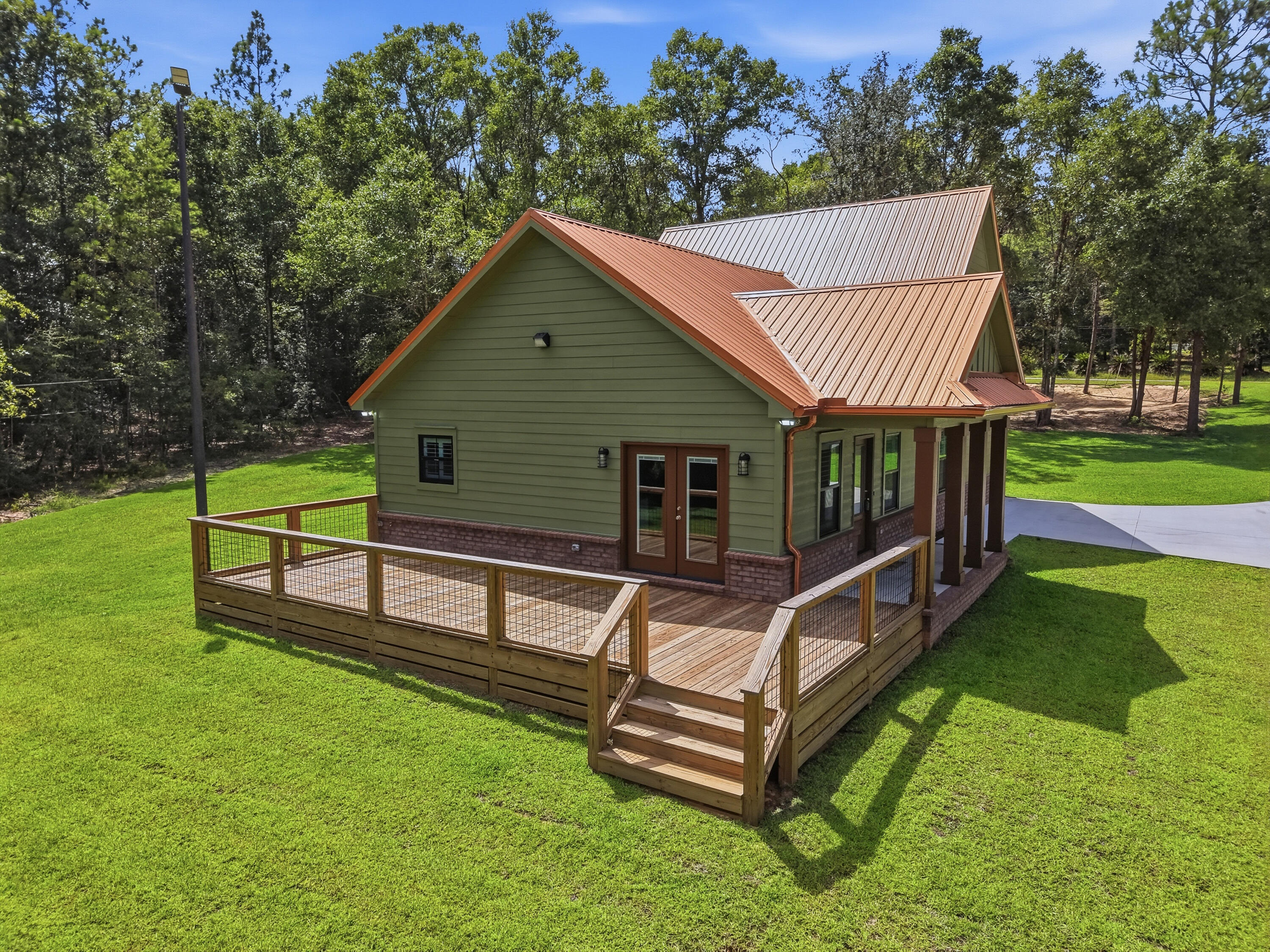 KENNEDY LAKE (UNRECORDED) - Residential