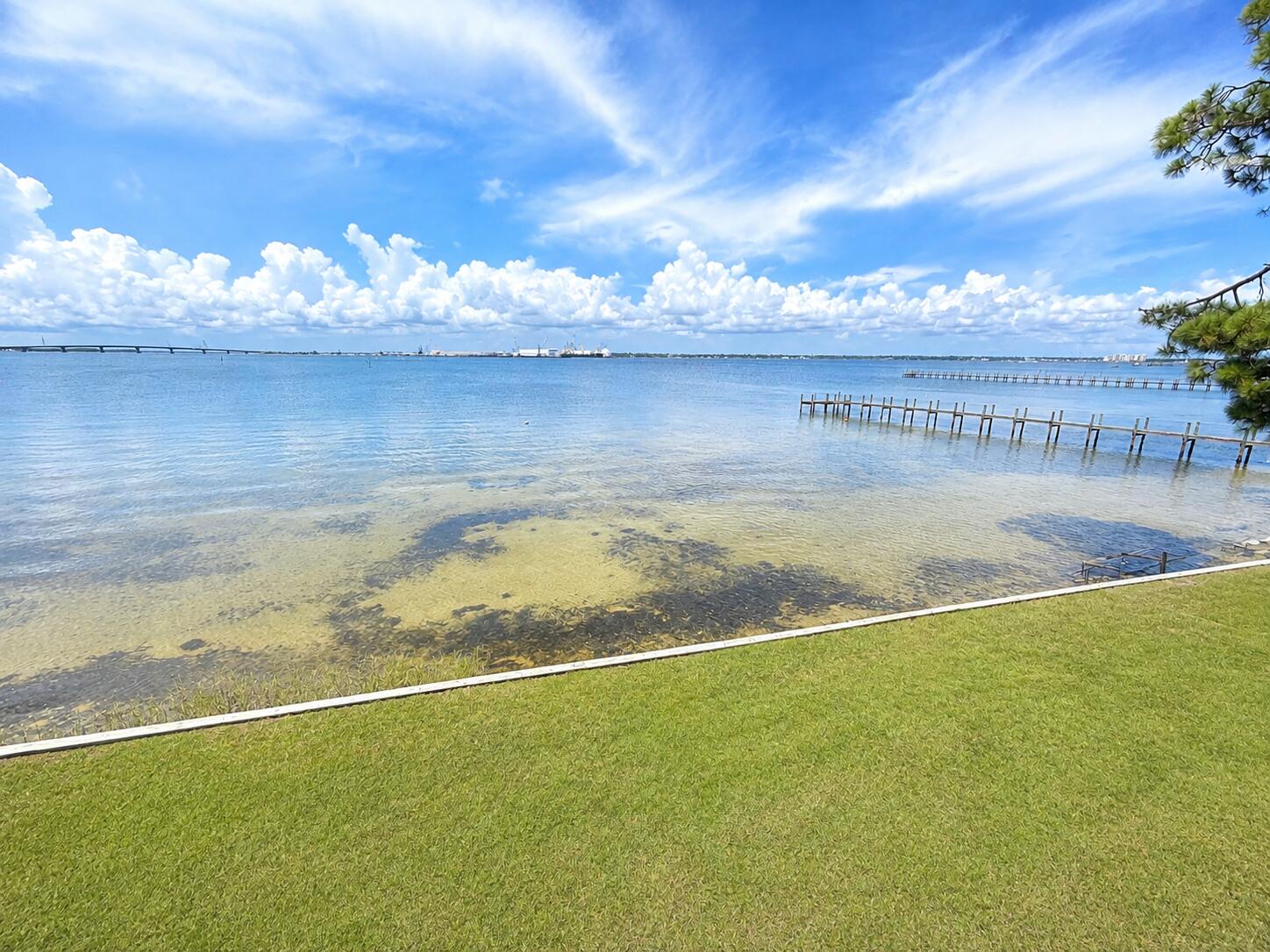 PELICAN BAY S/D - Residential
