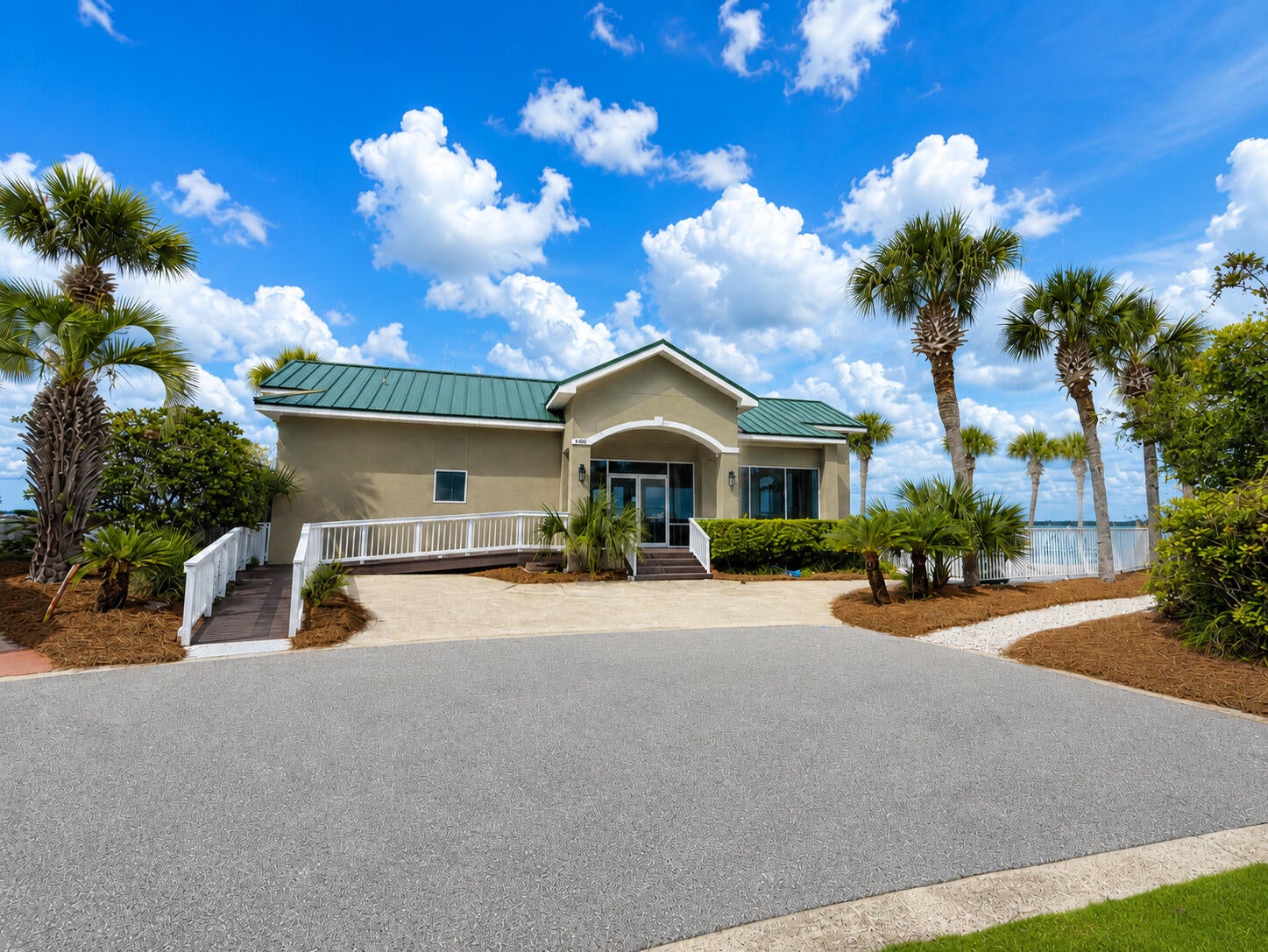PELICAN BAY S/D - Residential