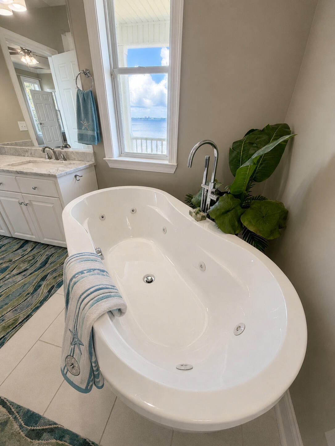PELICAN BAY S/D - Residential