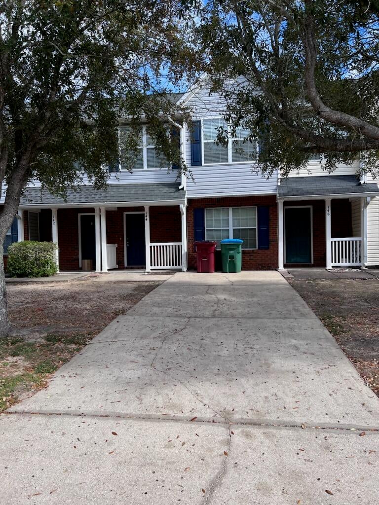 ROLLING PINES - Residential Lease