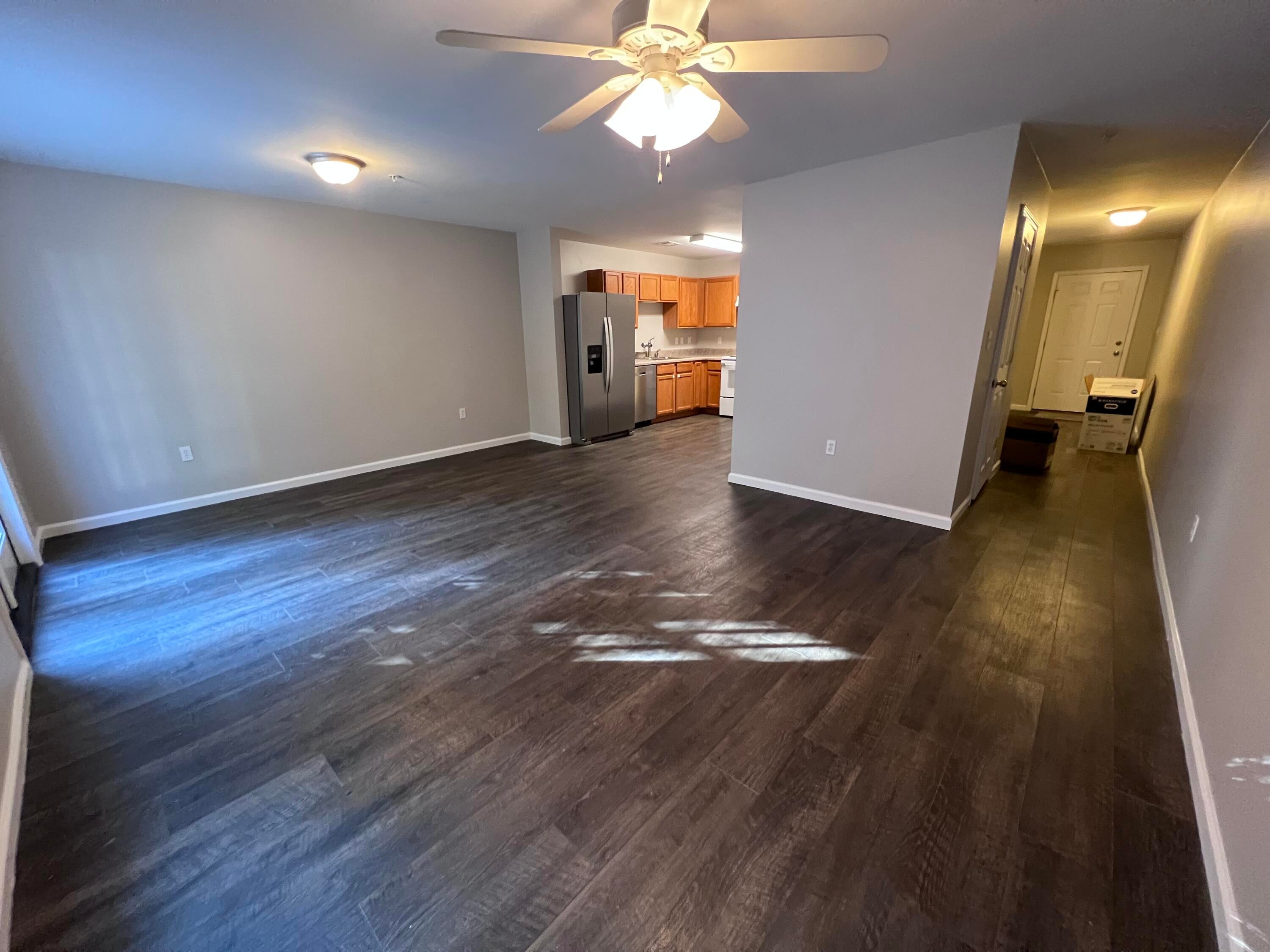 ROLLING PINES - Residential Lease