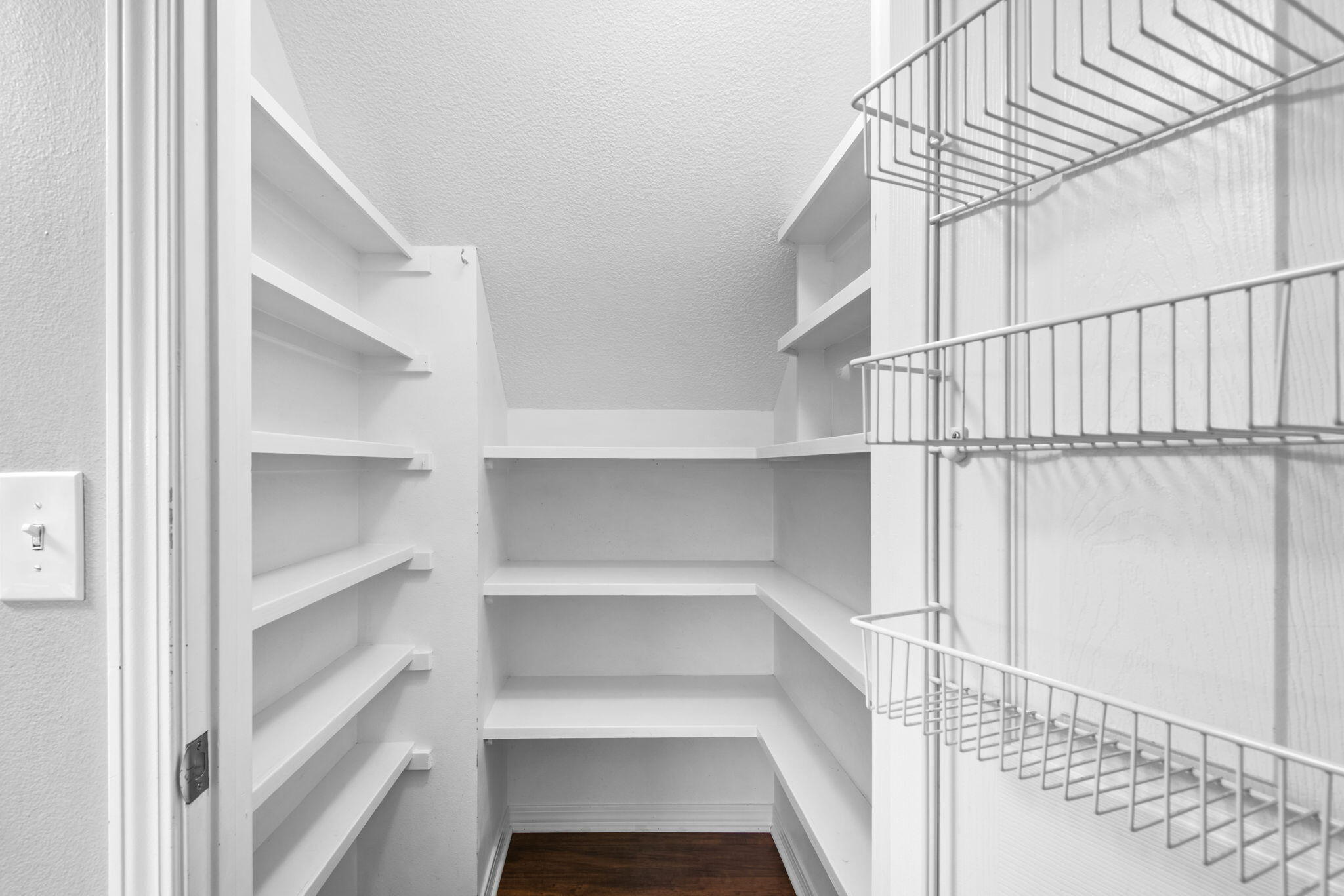 ROCKYWOOD PH 5 - Residential