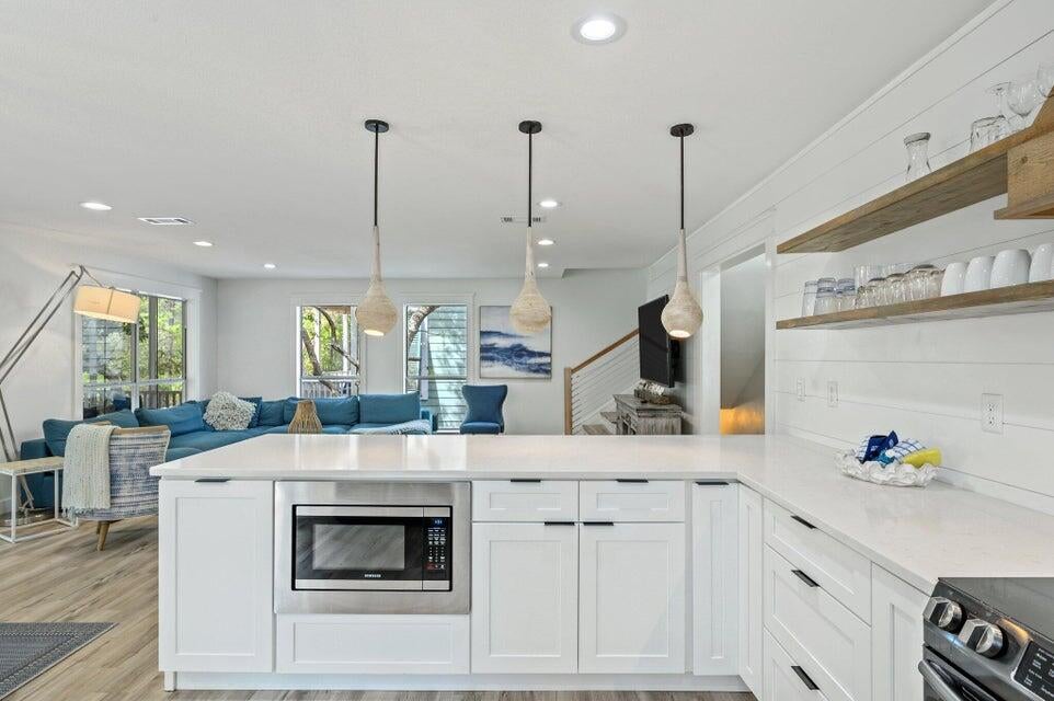 GRAYTON BEACH - Residential