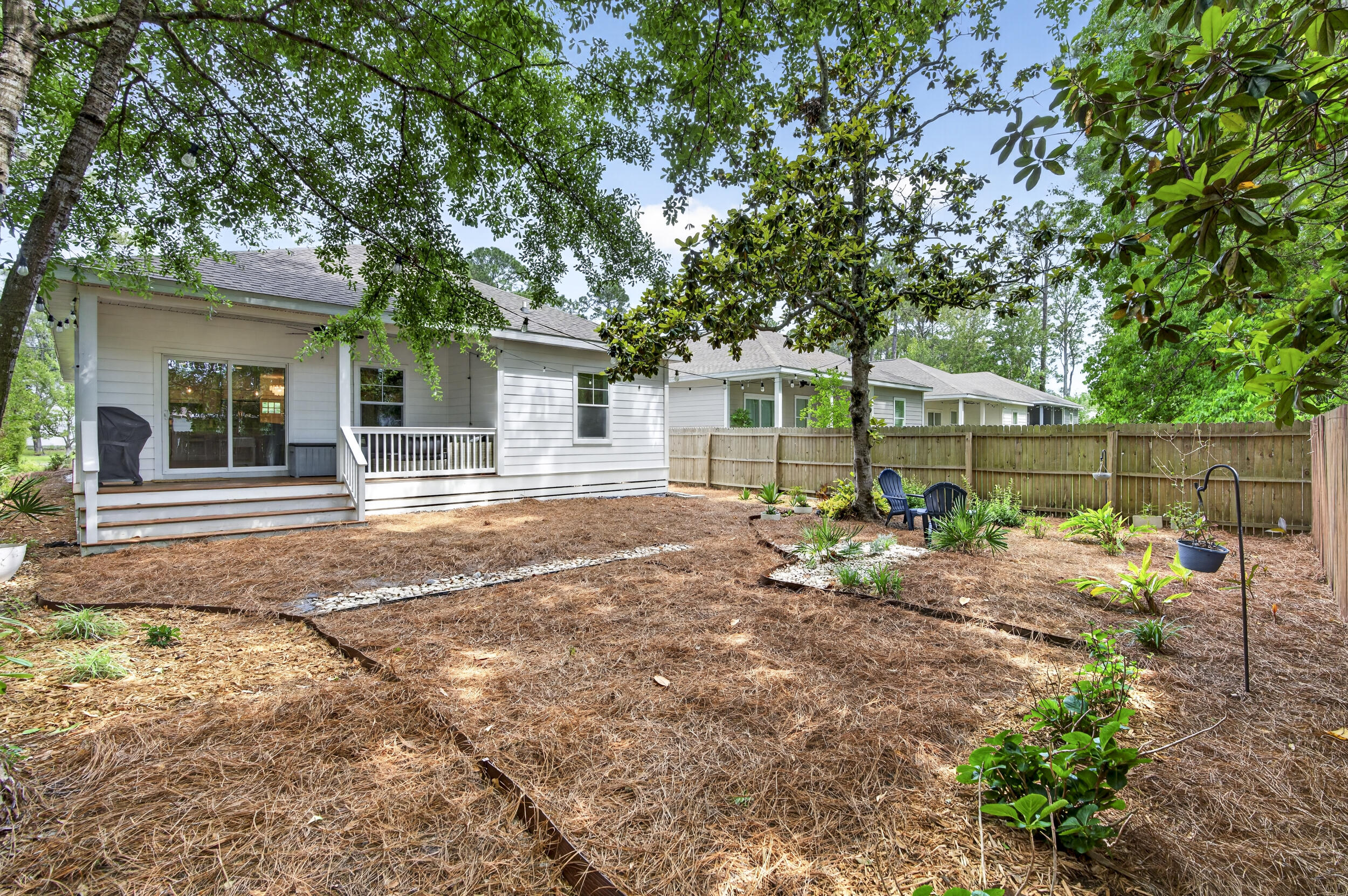 TOWN OF SANTA ROSA - Residential
