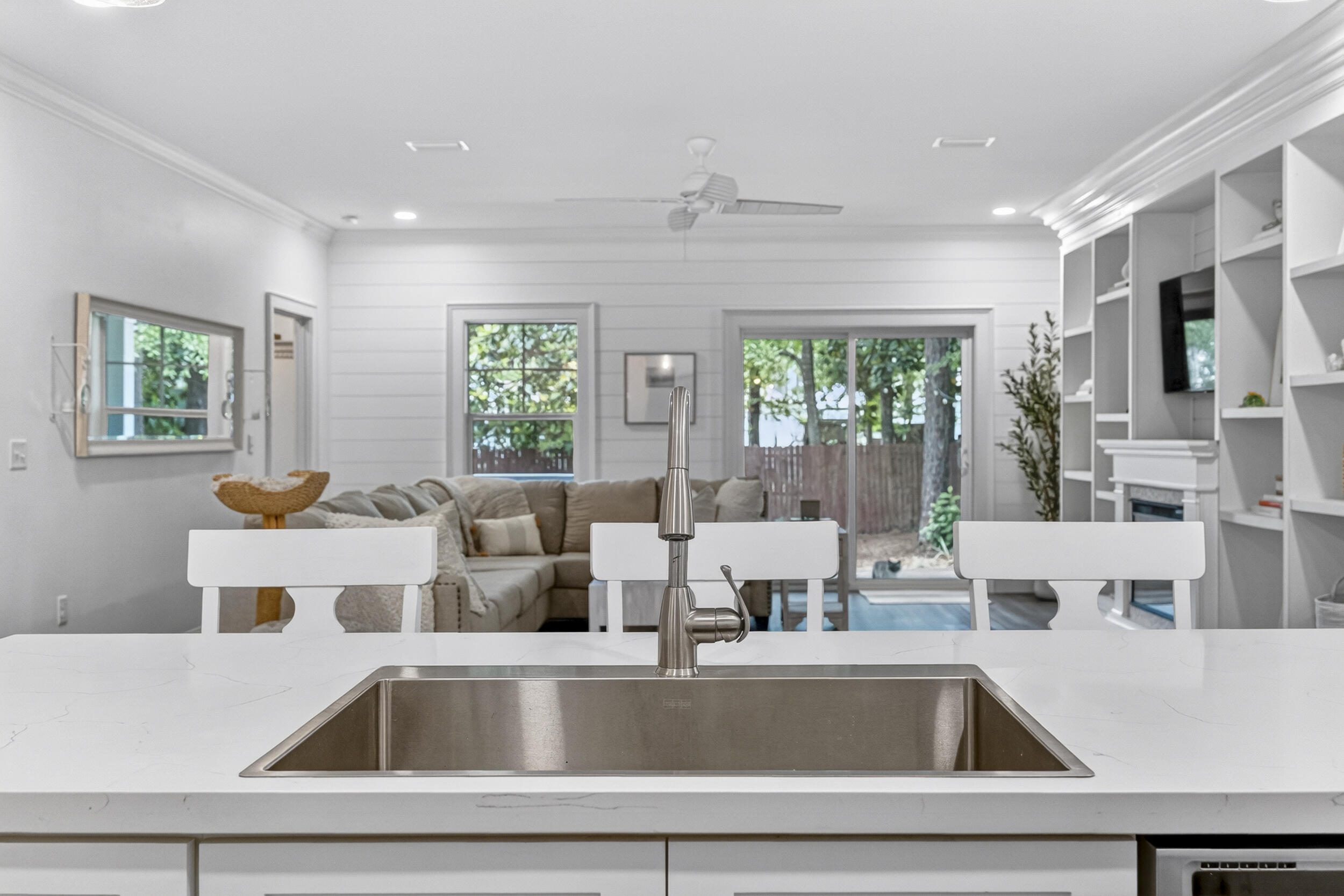 TOWN OF SANTA ROSA - Residential