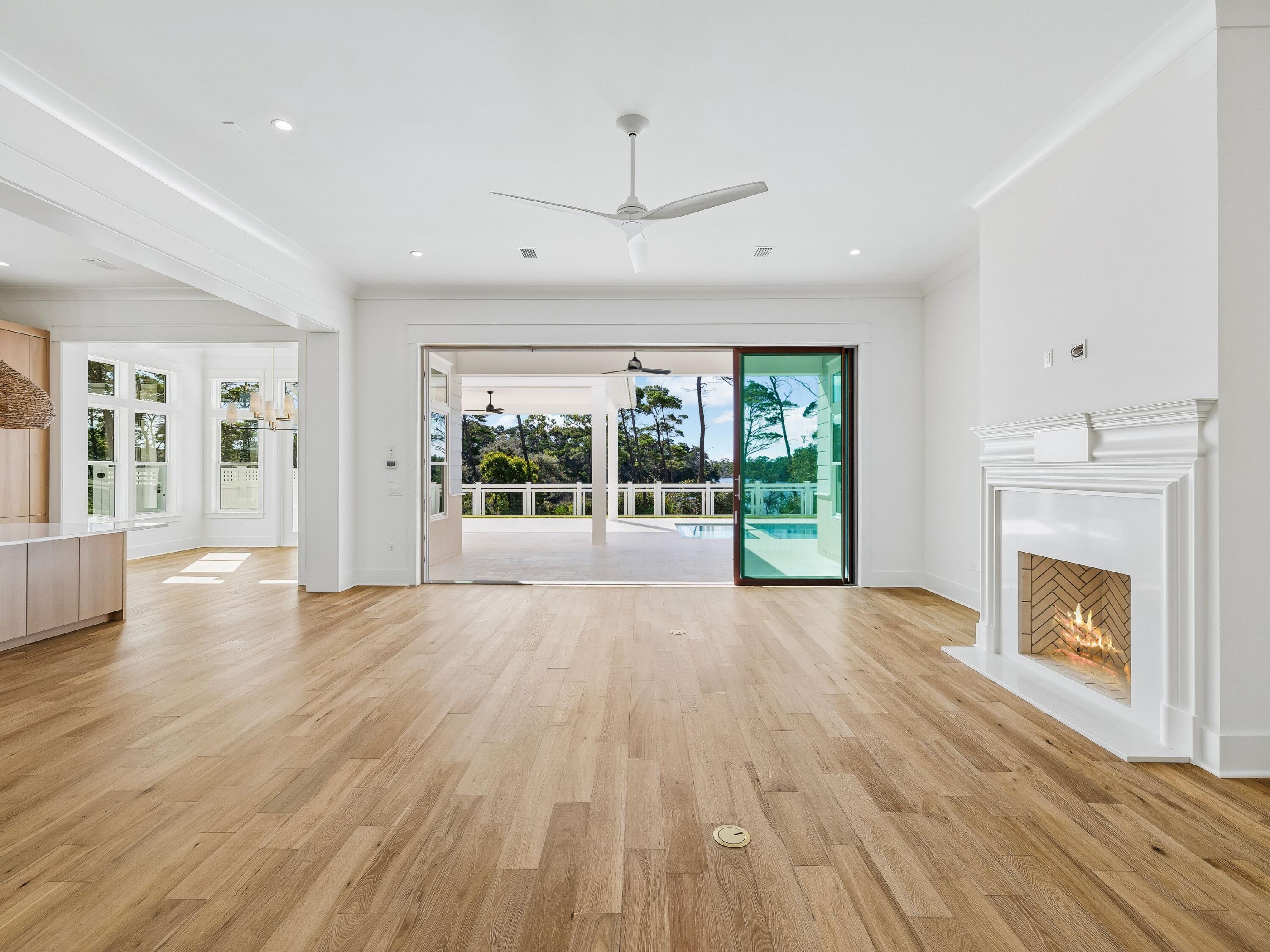 WATERSOUND ORIGINS - Residential