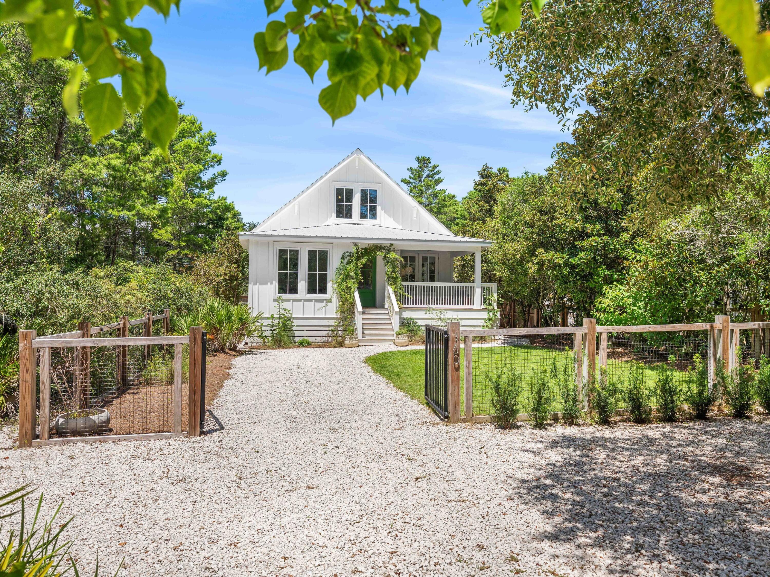 EASTERN LAKE S/D - Residential