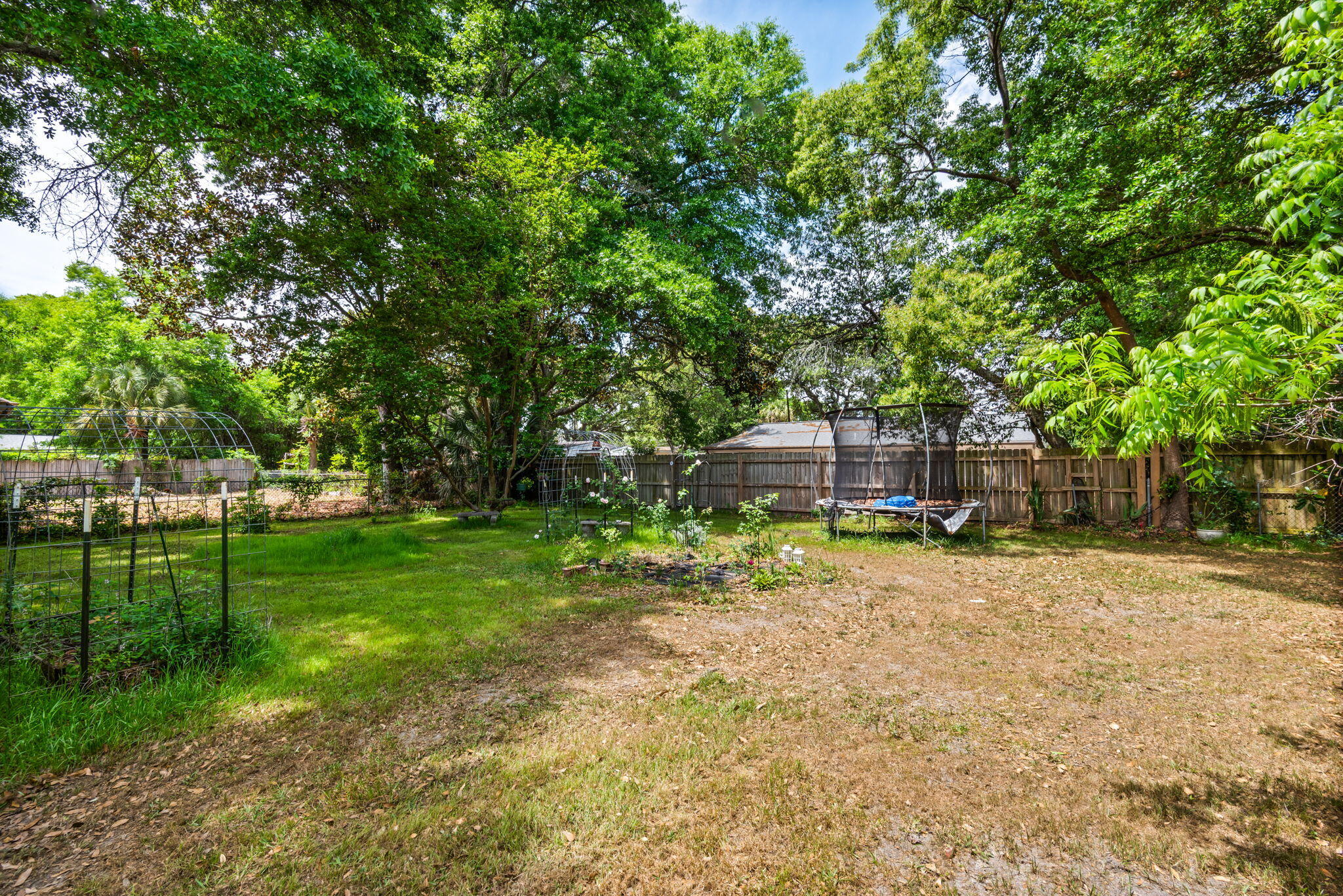 Elliotts Point Resub - Residential