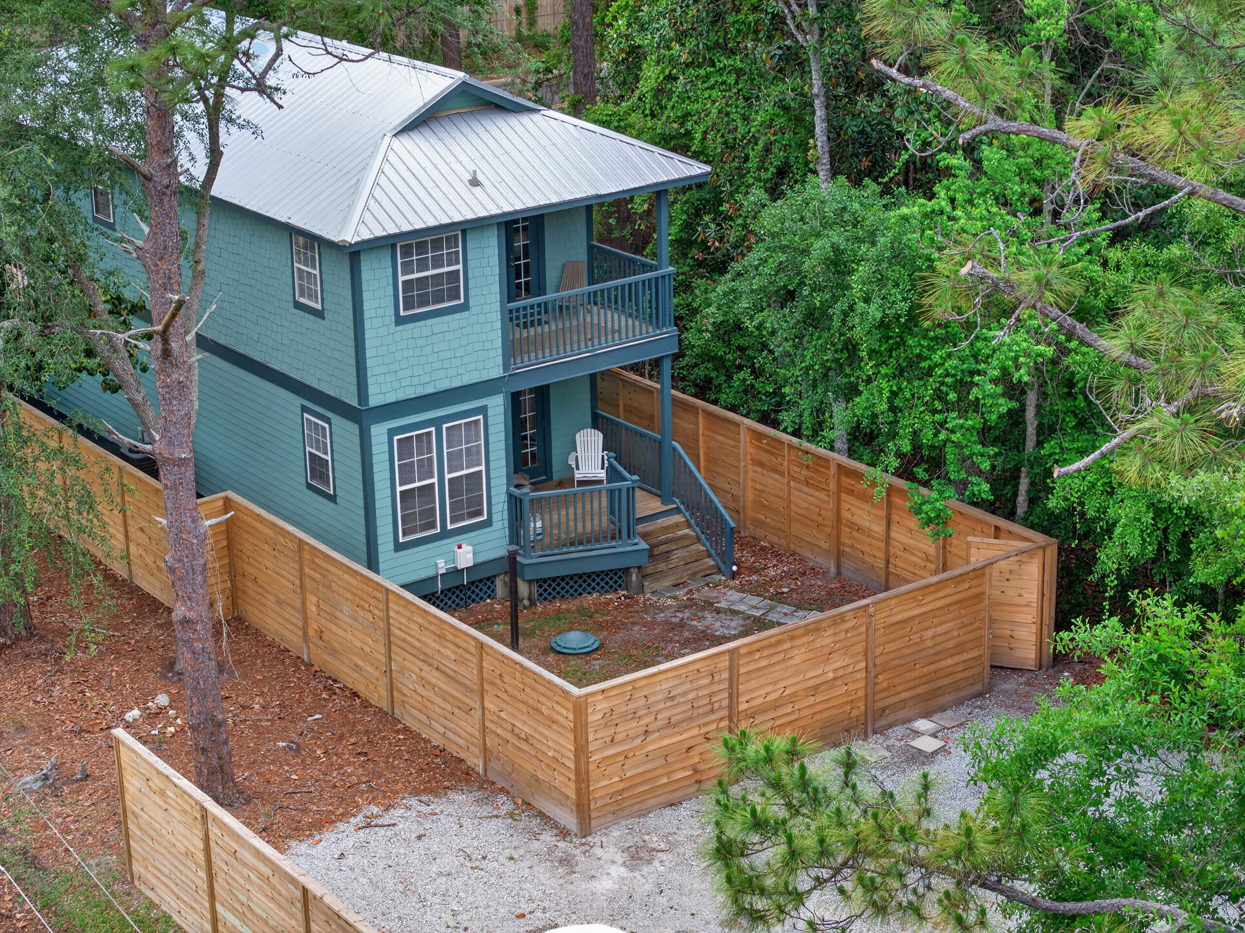 TOWN OF SANTA ROSA - Residential