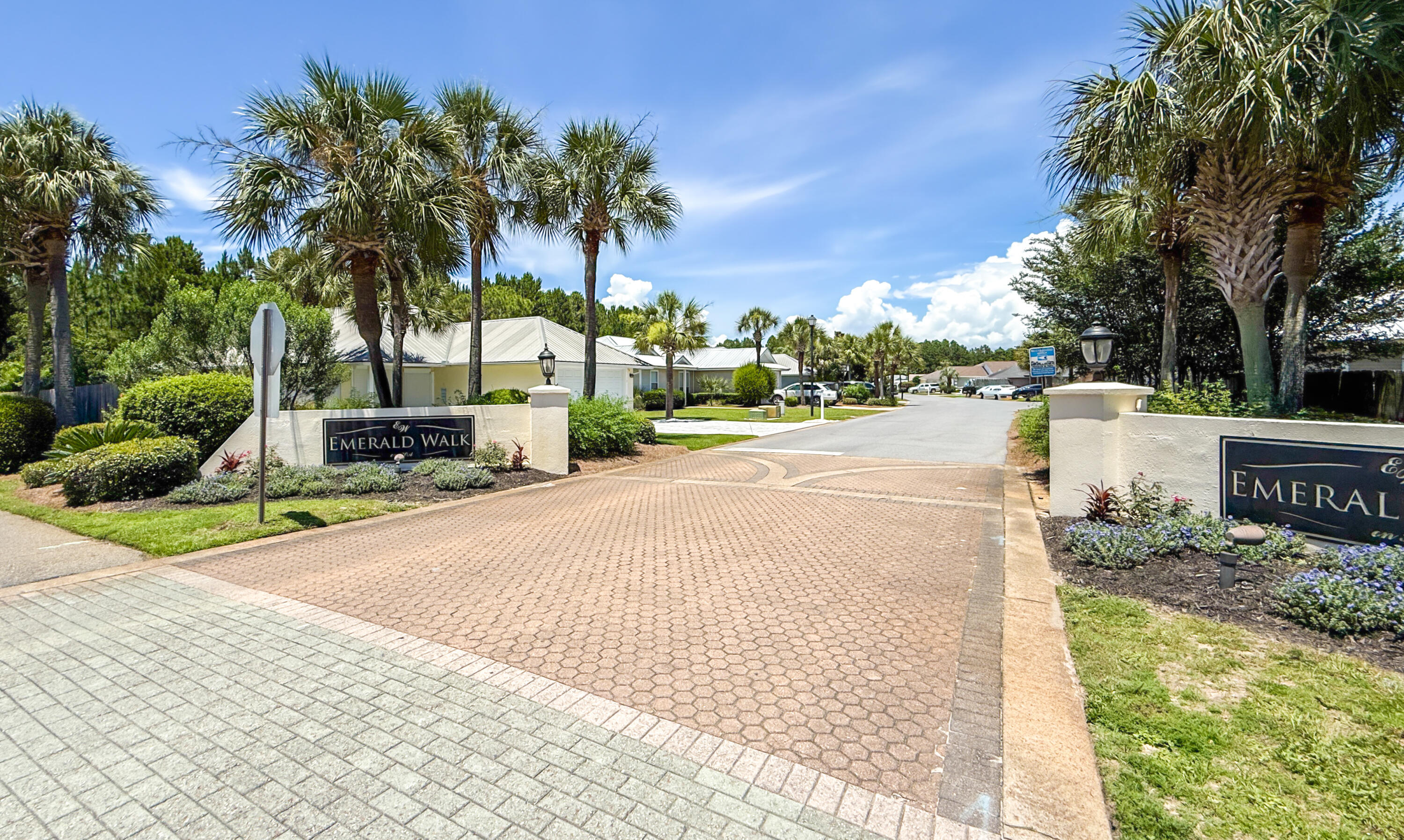 LOT 14 BLK A FLAMINGO VILLAGE S/D PB 11-29     OR 2673-818 OR 2951-195  OR 2953-2720 OR 2962-176 - Residential