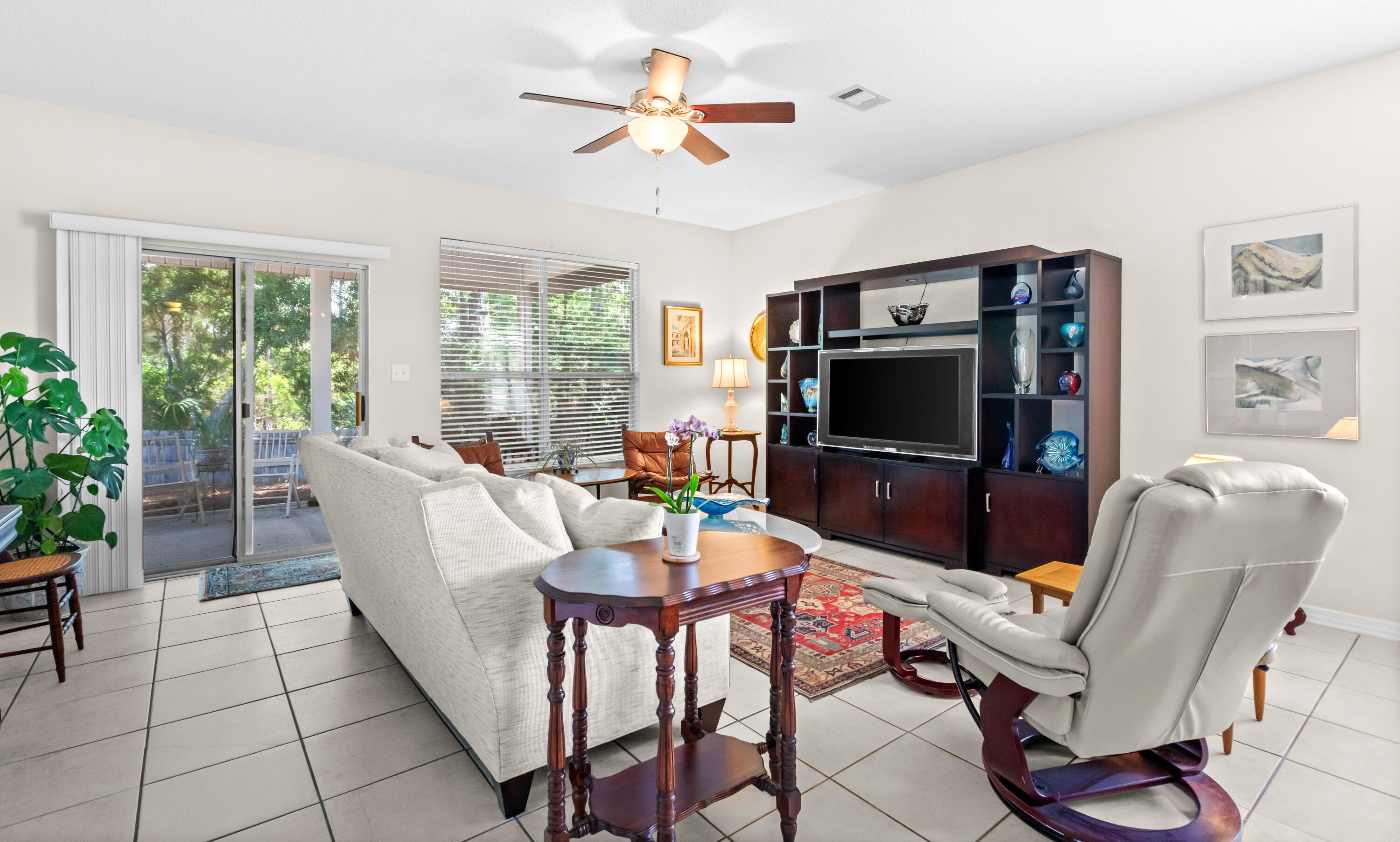 LOT 14 BLK A FLAMINGO VILLAGE S/D PB 11-29     OR 2673-818 OR 2951-195  OR 2953-2720 OR 2962-176 - Residential