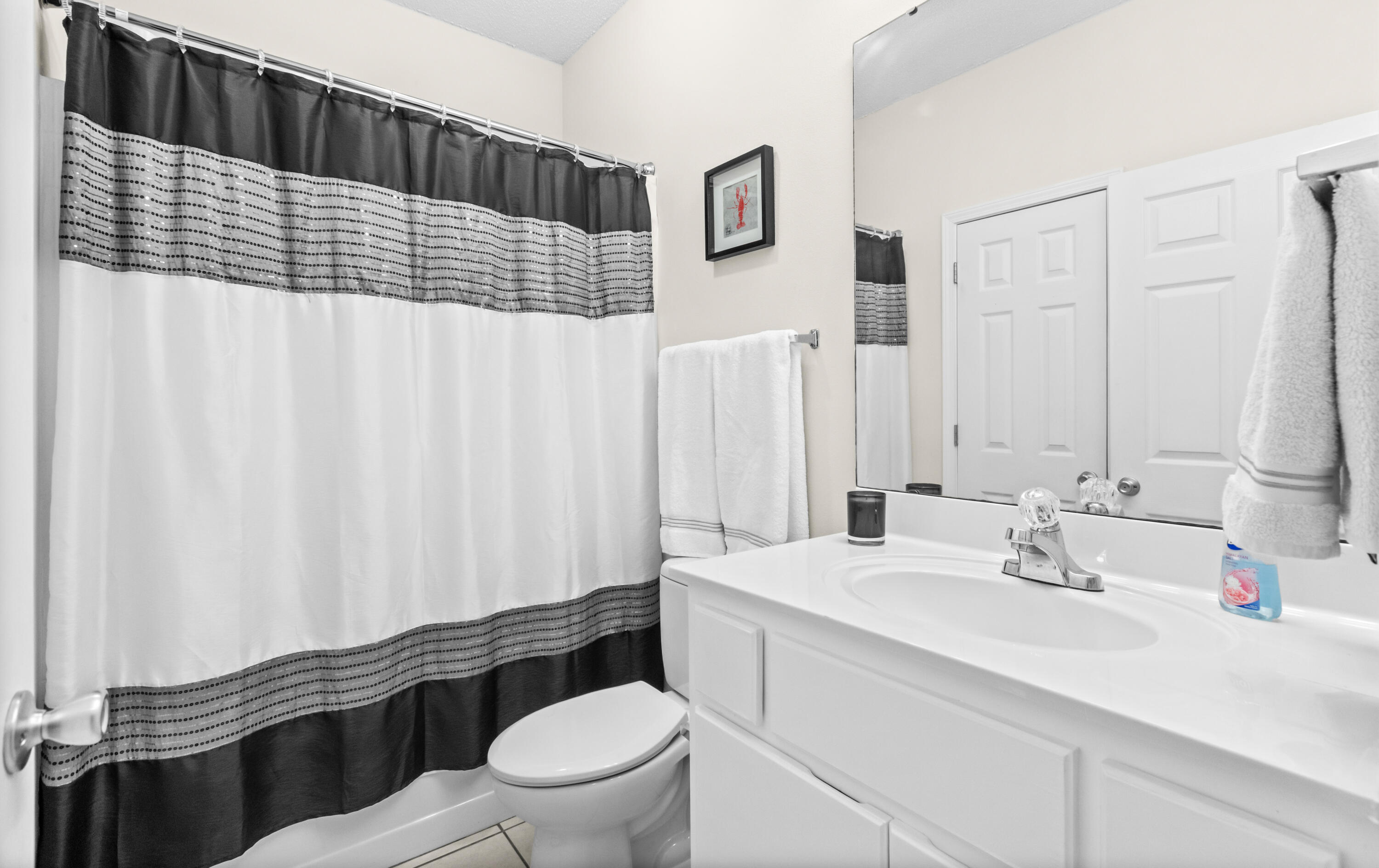 LOT 14 BLK A FLAMINGO VILLAGE S/D PB 11-29     OR 2673-818 OR 2951-195  OR 2953-2720 OR 2962-176 - Residential