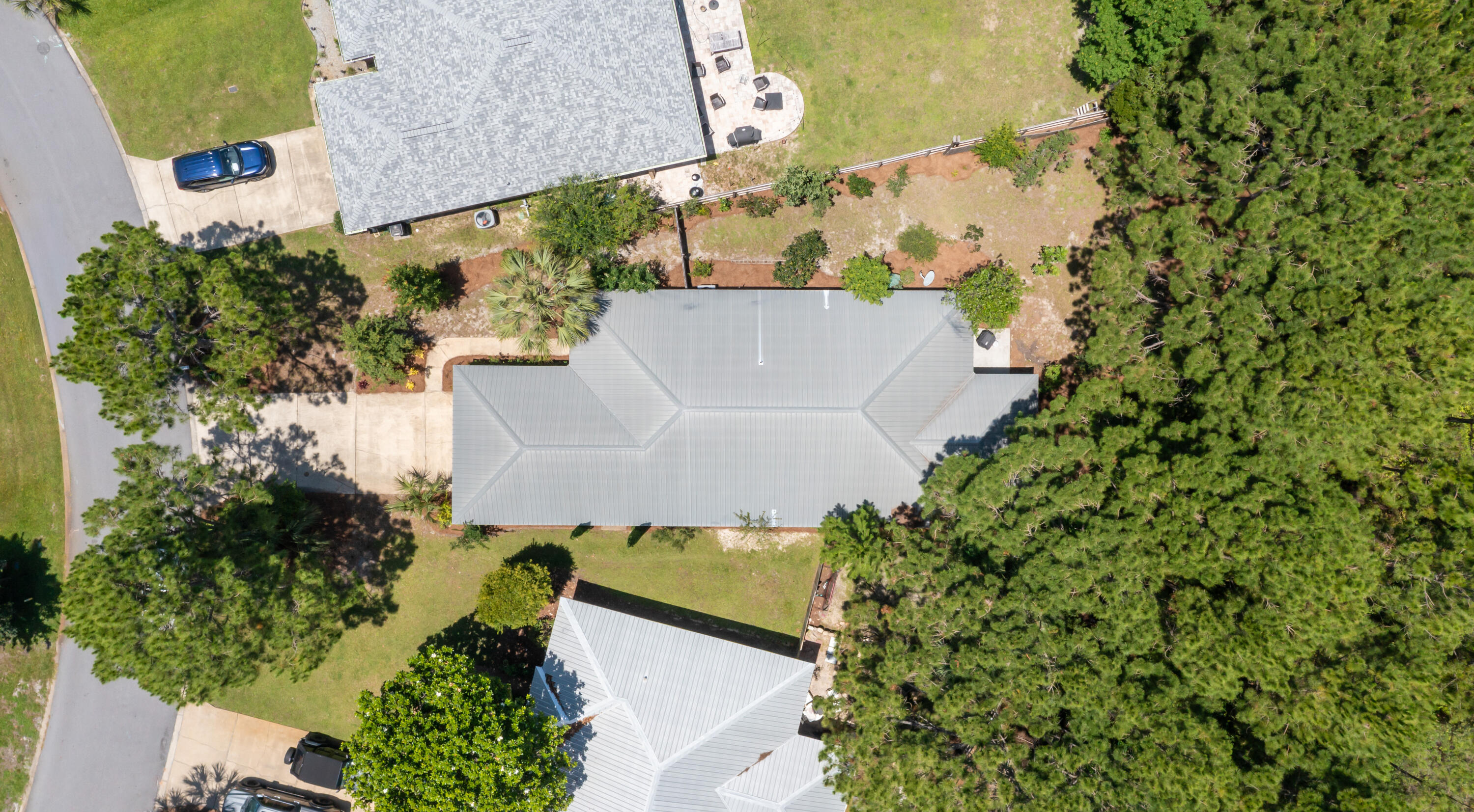 LOT 14 BLK A FLAMINGO VILLAGE S/D PB 11-29     OR 2673-818 OR 2951-195  OR 2953-2720 OR 2962-176 - Residential