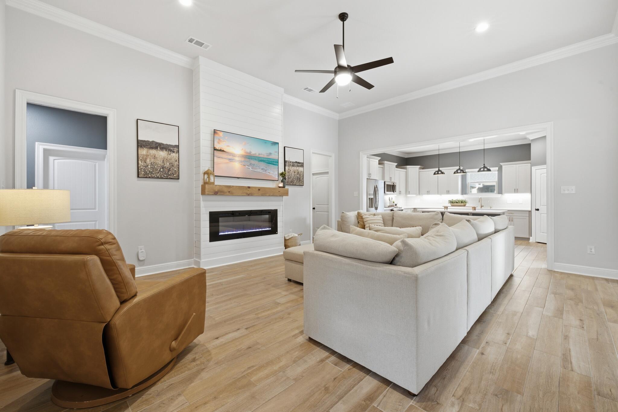 HAMMOCK BAY - WILDFLOWER - Residential