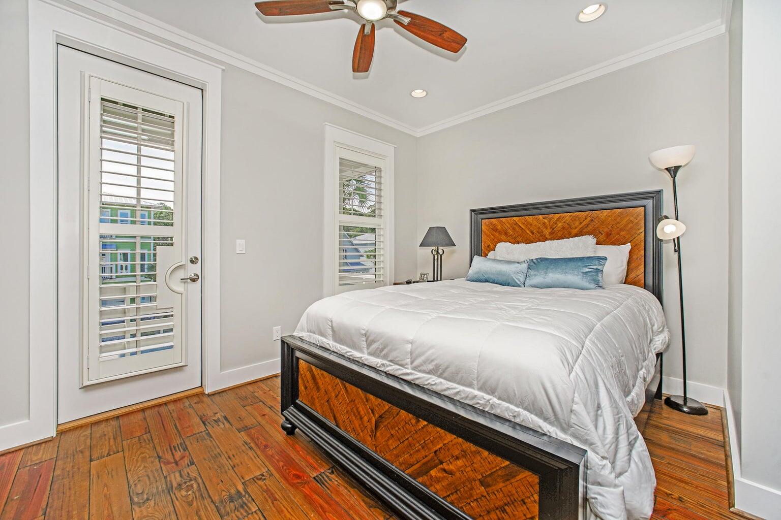 SHADOW PINES - Residential