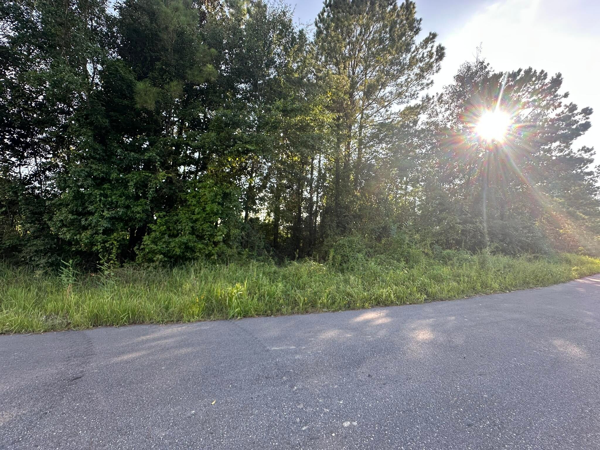 NO RECORDED SUBDIVISION - Land