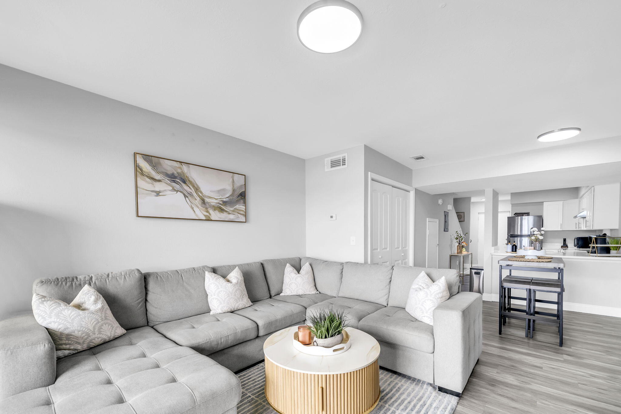 MISTY BREEZE - Residential