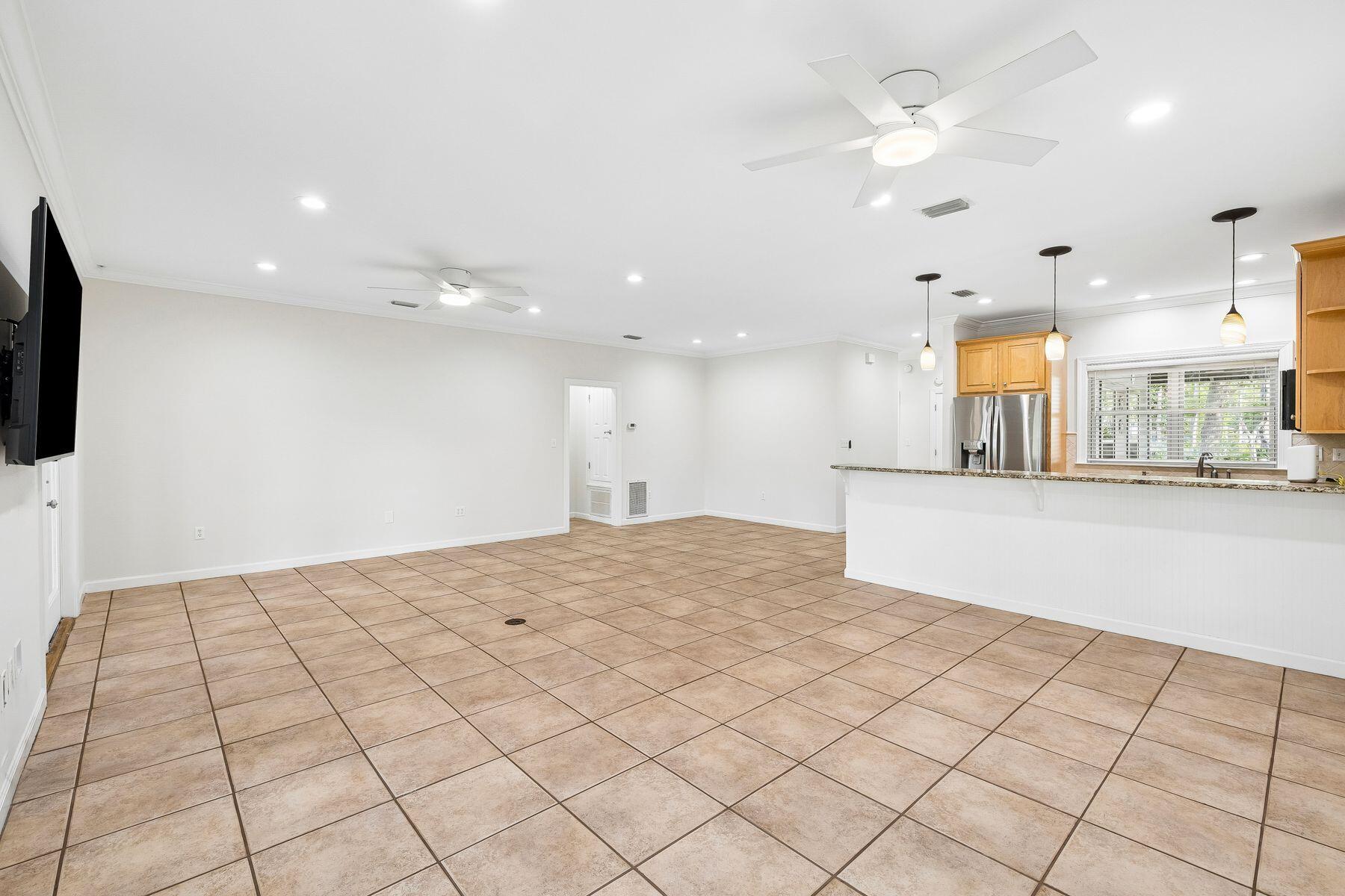 PRESTWICK PLACE - Residential
