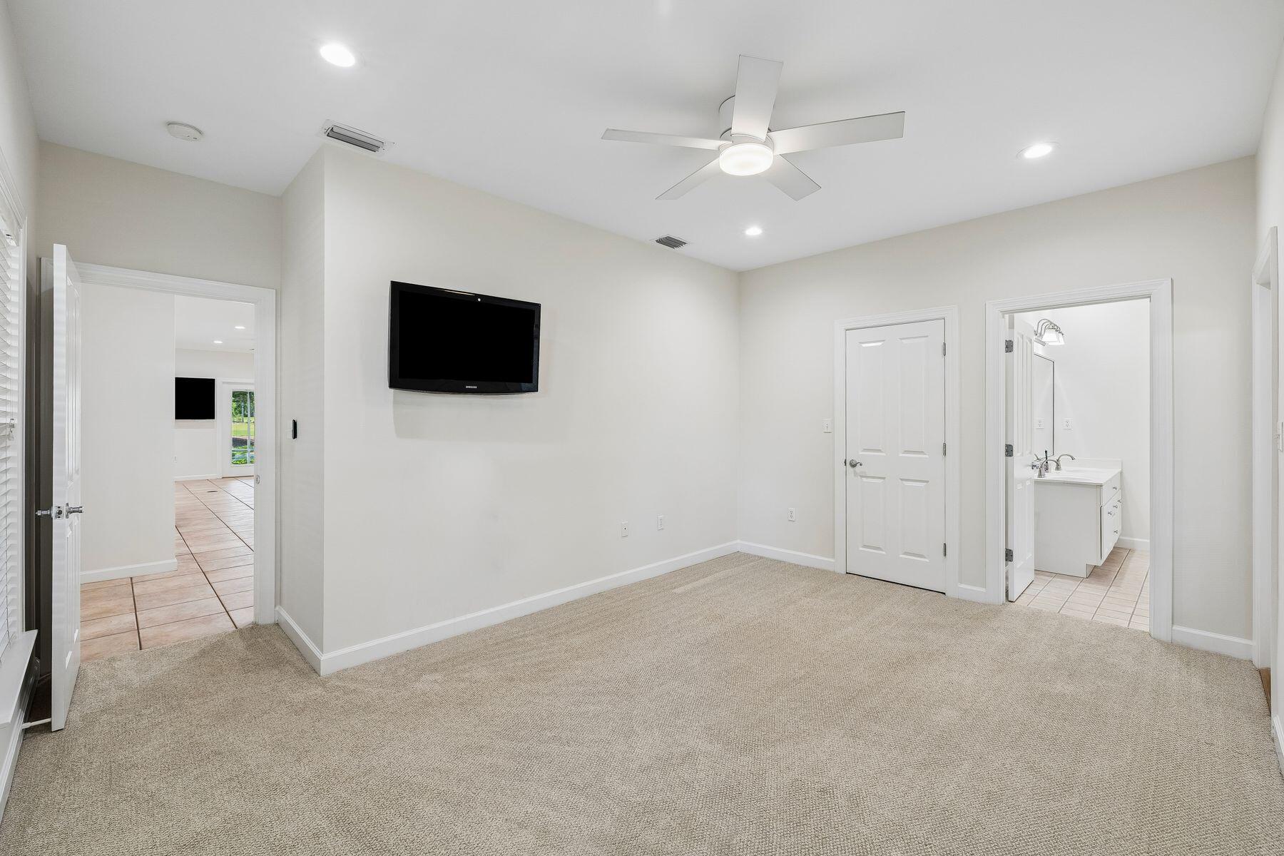 PRESTWICK PLACE - Residential