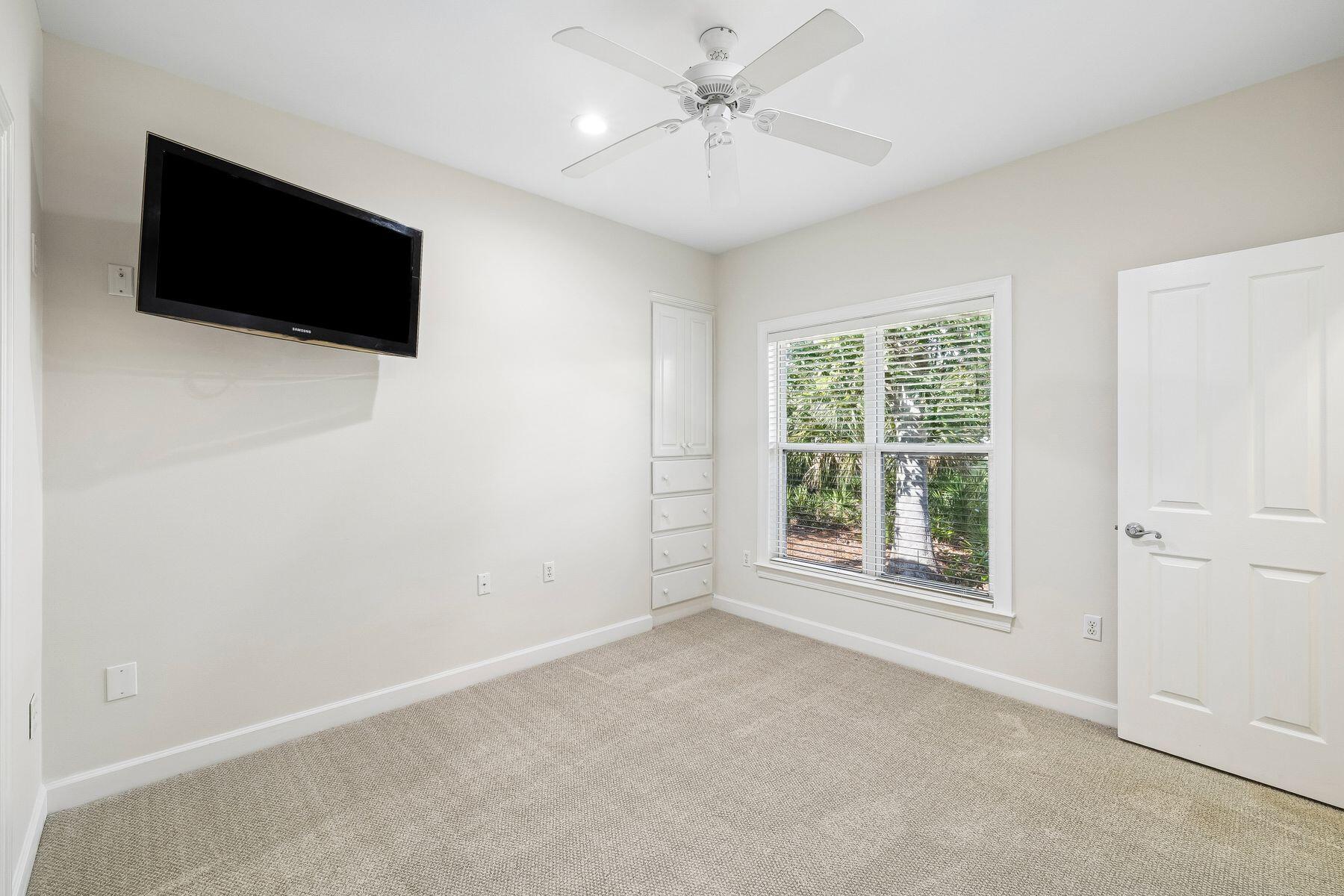 PRESTWICK PLACE - Residential