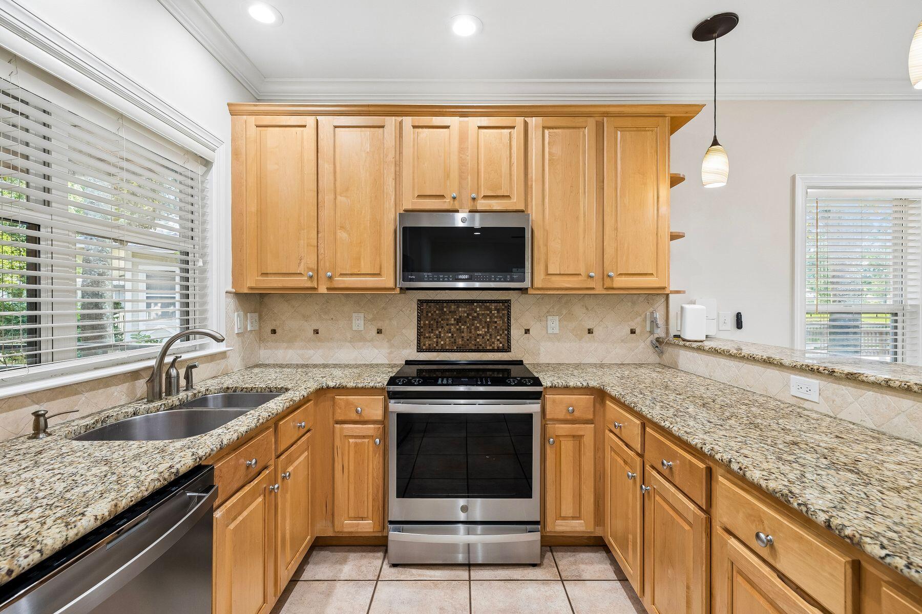 PRESTWICK PLACE - Residential